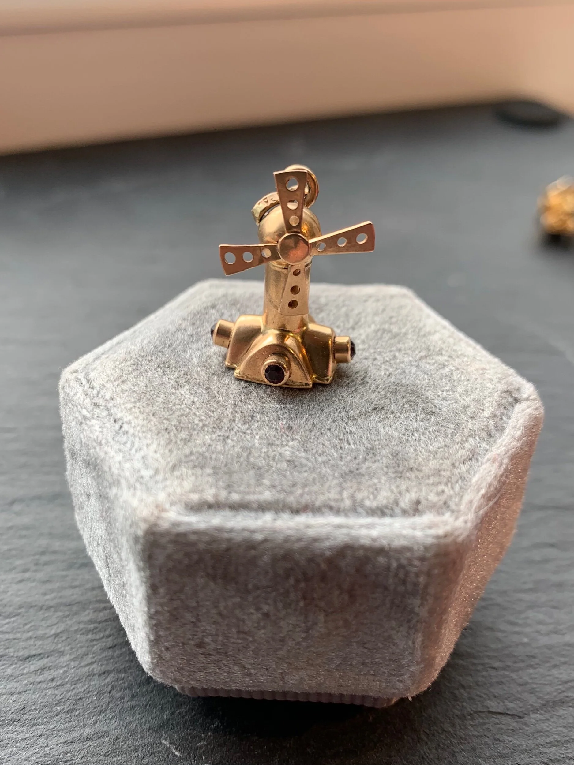 309F67FE-D2B3-4BD6-A39C-00A2C4C080D9