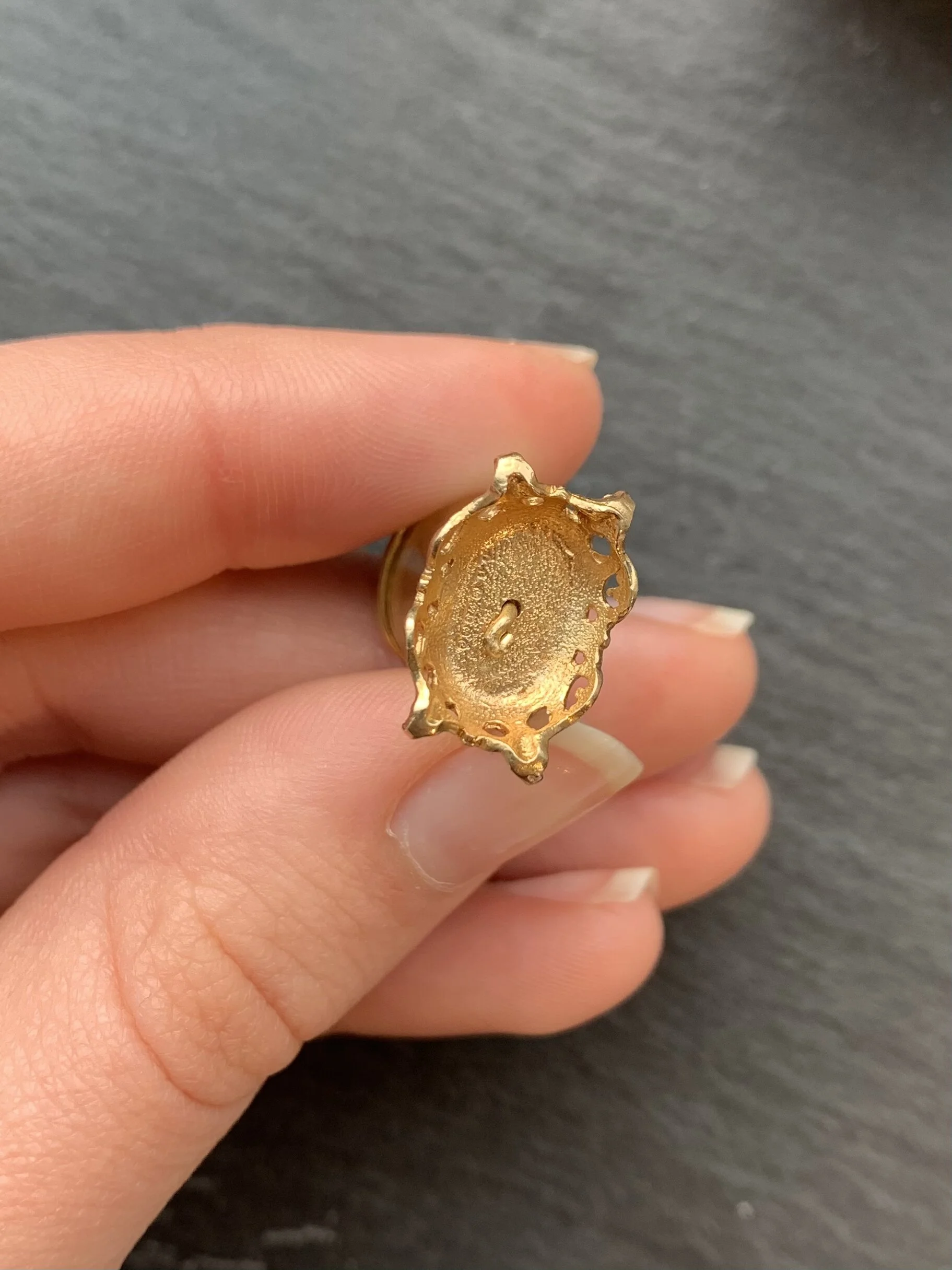 E4218D8D-8BF5-43C0-B24B-87096623EC7A