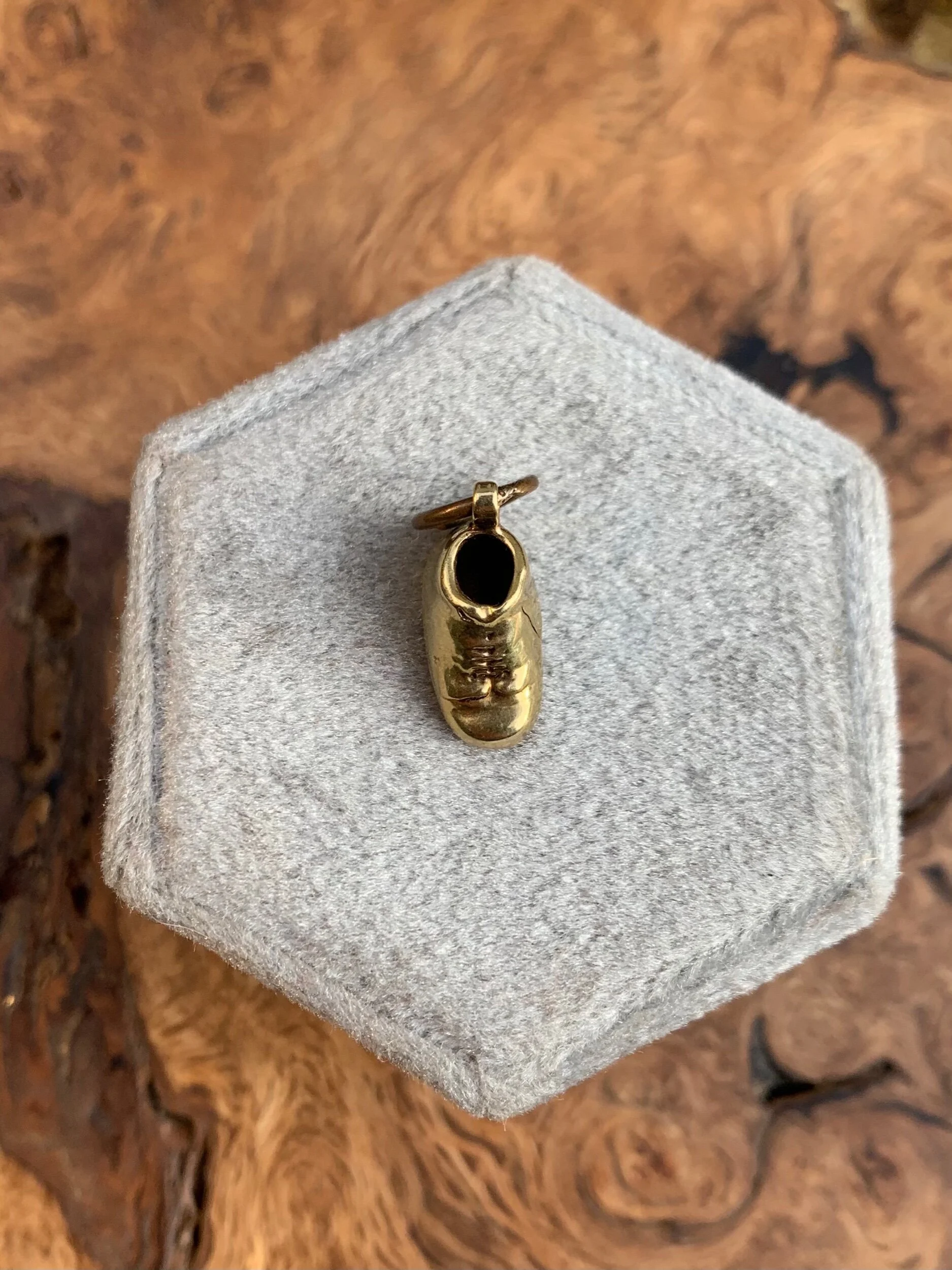 69628F2D-0361-414F-AC6C-9348558EC788