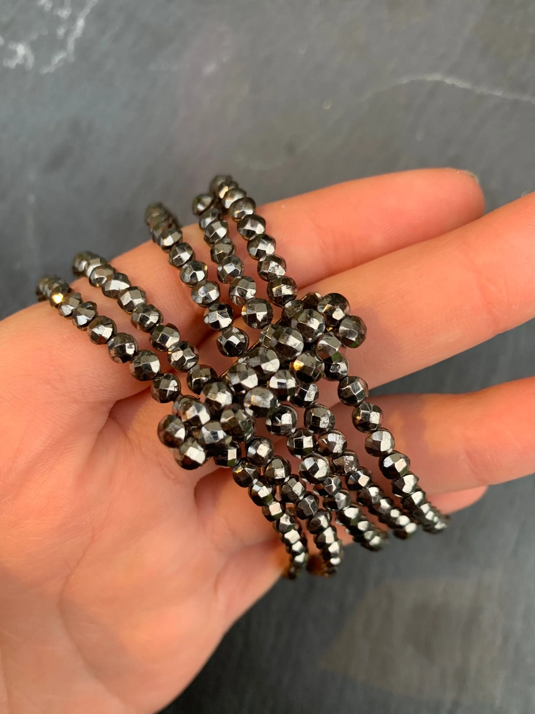 252B19B0-4AF7-480C-8B37-70F5A41657E9