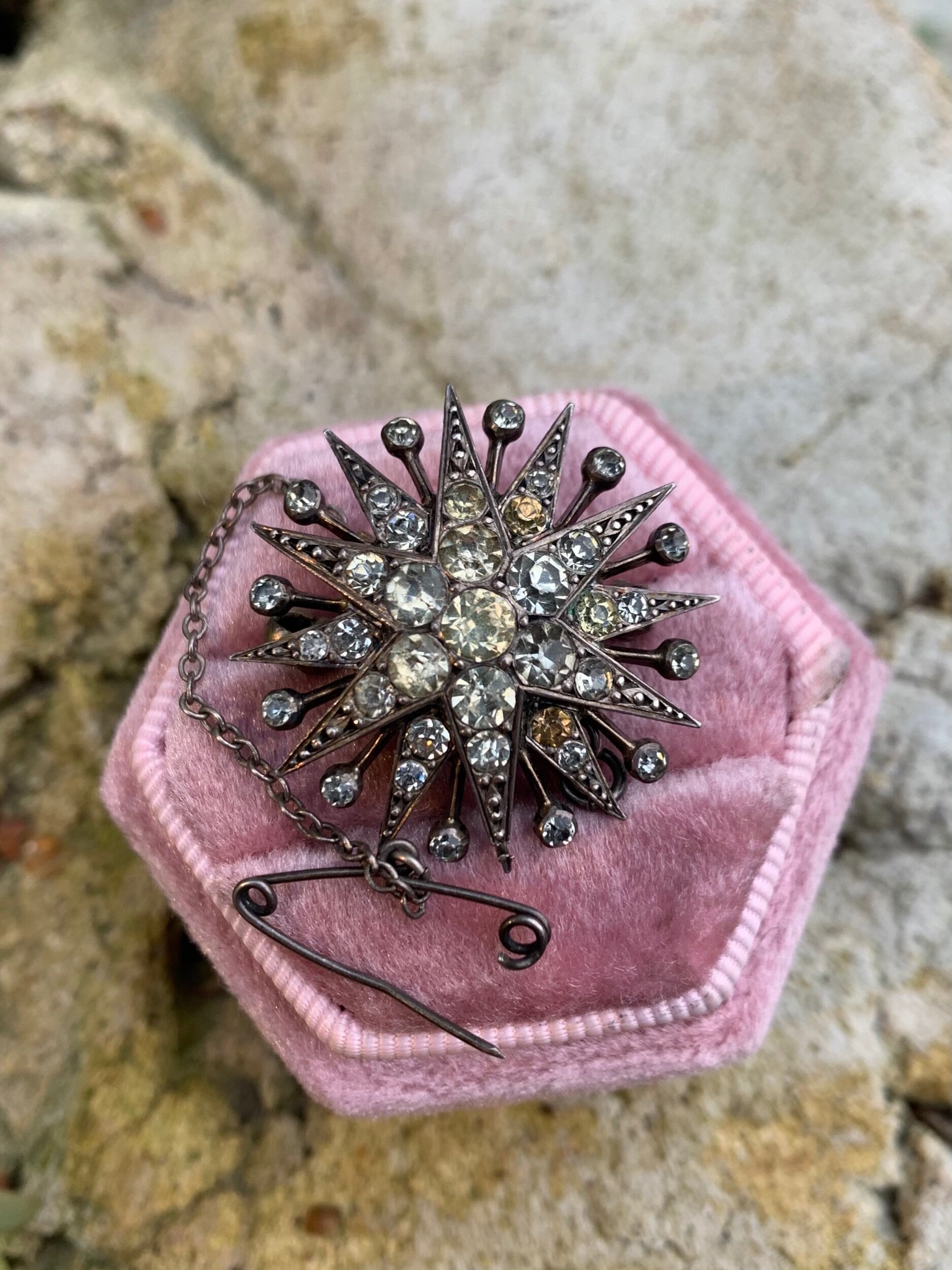 853D6CDA-D295-4CF4-9878-732B7760889E