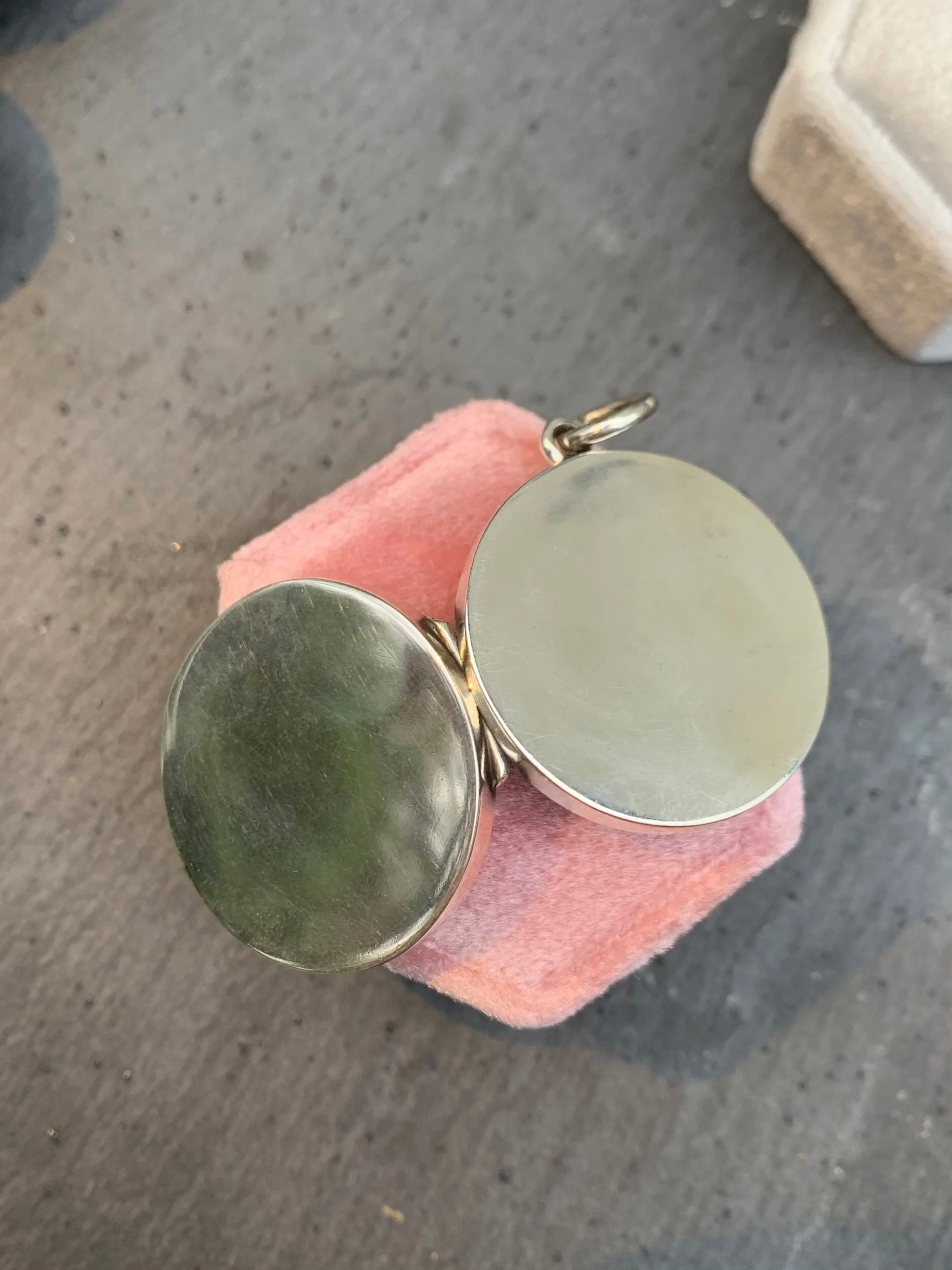 B01C5BA8-7784-4861-9531-F11194A921B3