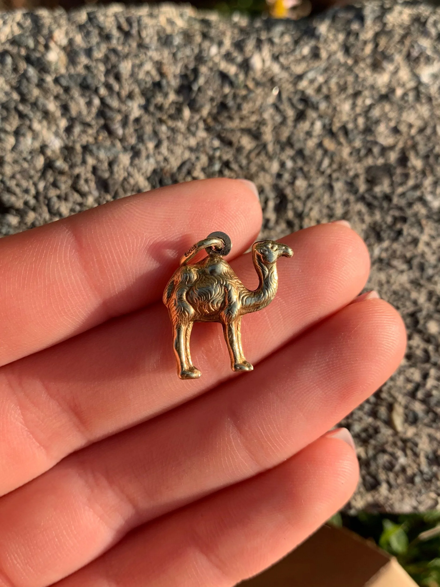 2E860757-C8BB-46DF-BDEA-70E044DE130C