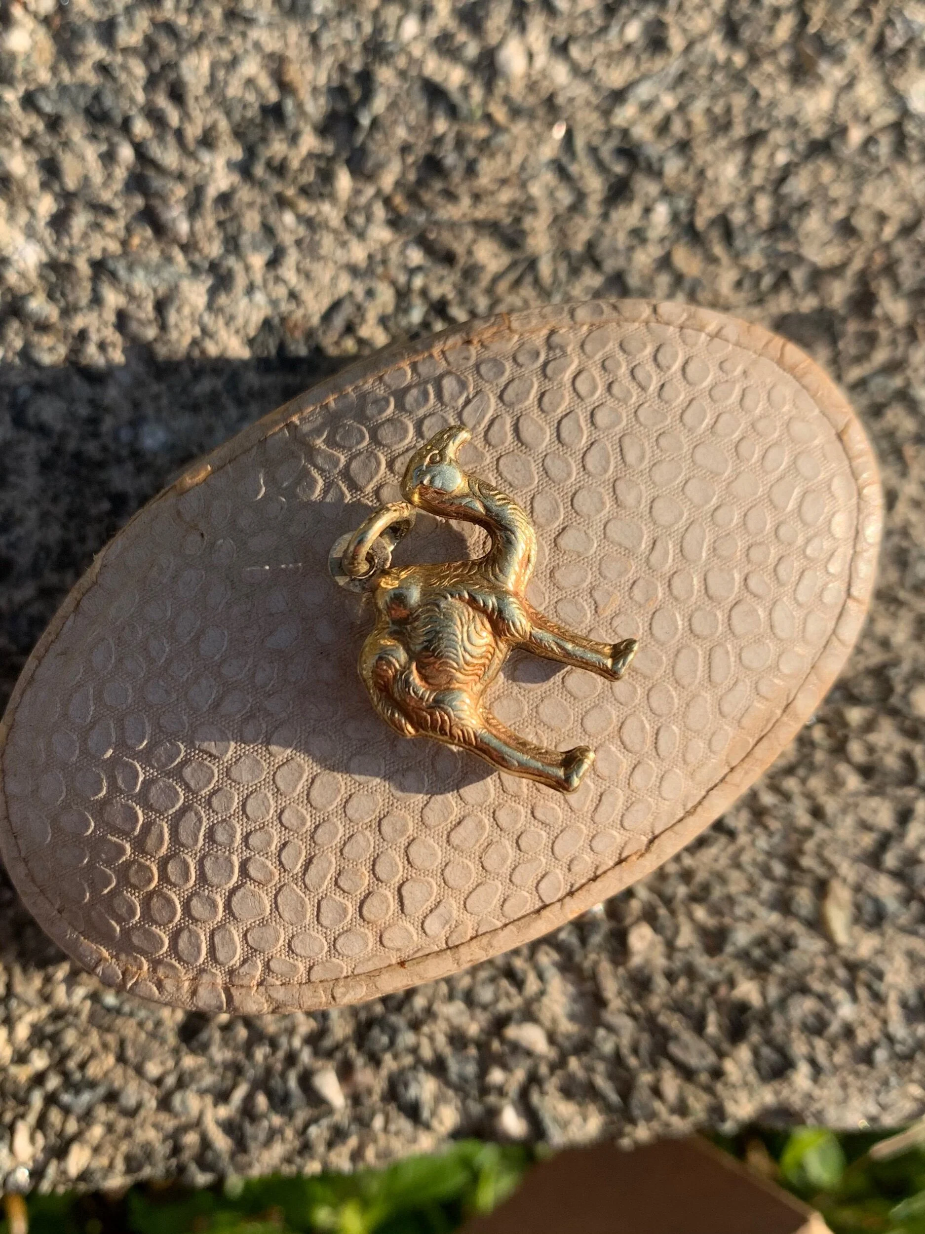 DF11EF7D-CD14-4539-9826-D13352D3EF37