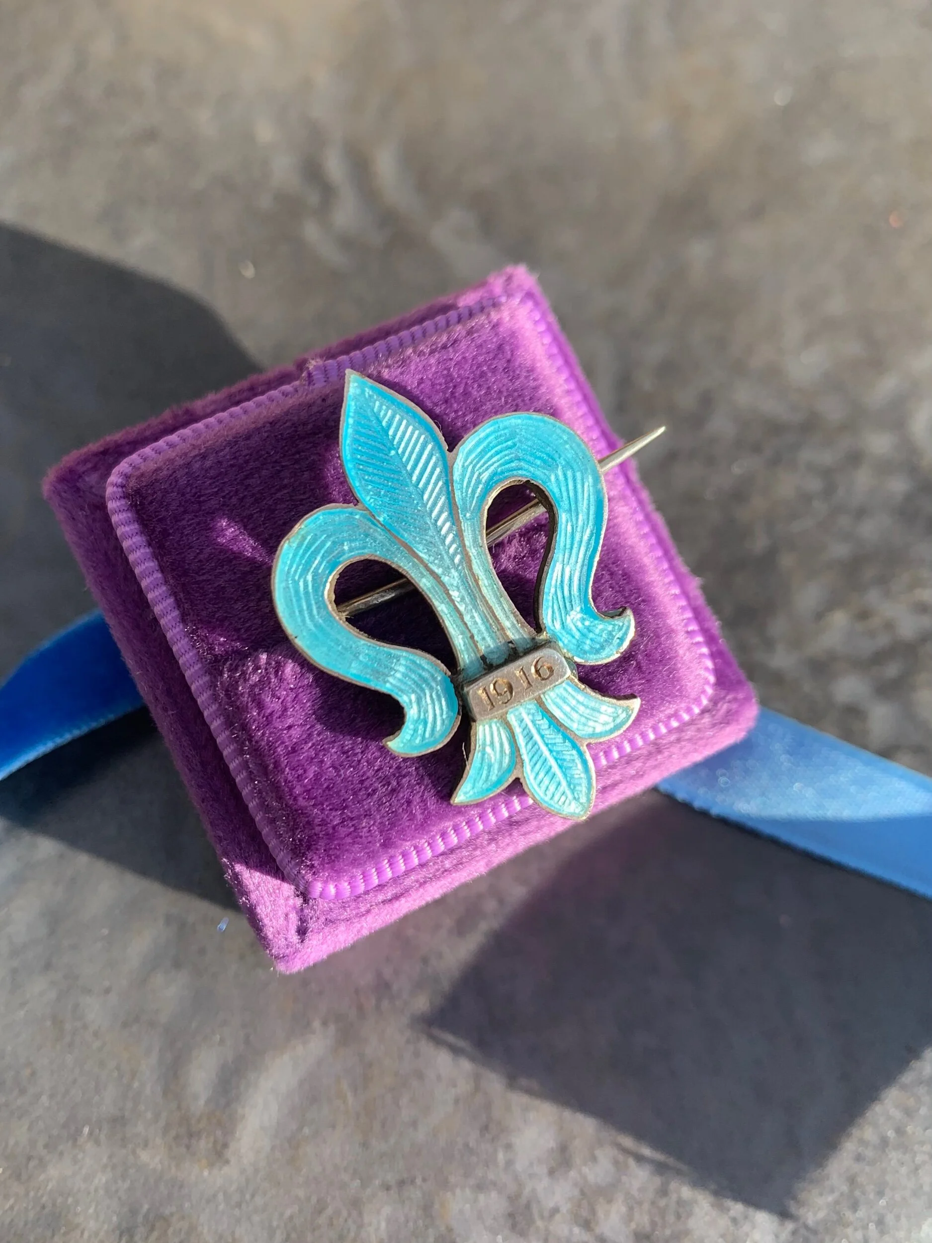 E4826D9B-97A5-4CF0-8F4E-90AEBDC1596F