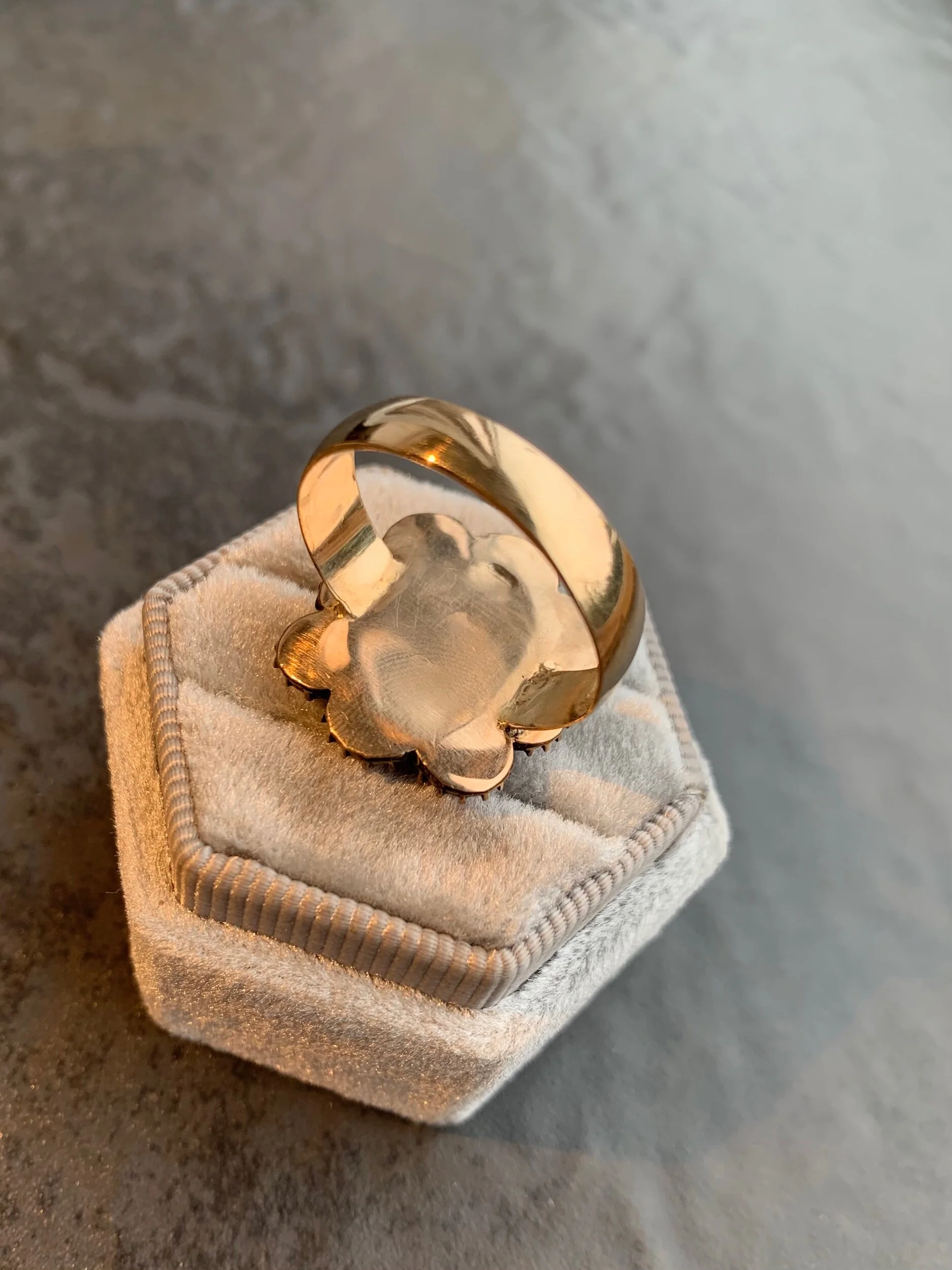 35451119-931E-4964-99F1-E0970A07E9D7