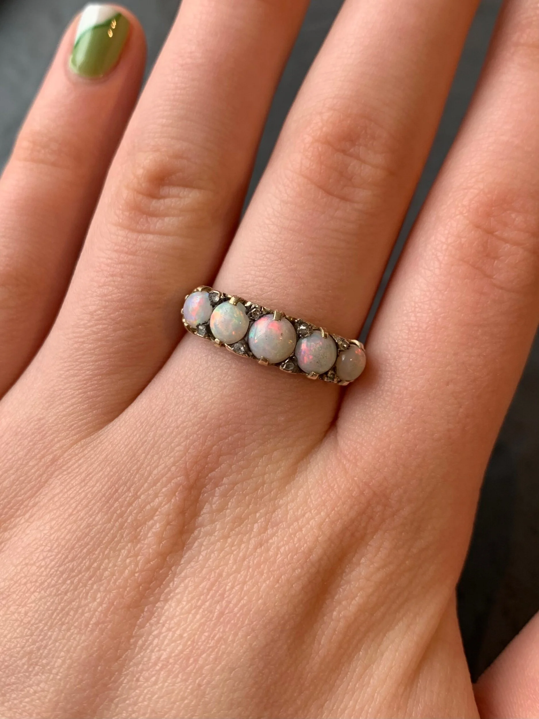 12310ECB-0C89-415C-9EB5-C9A2300F2942