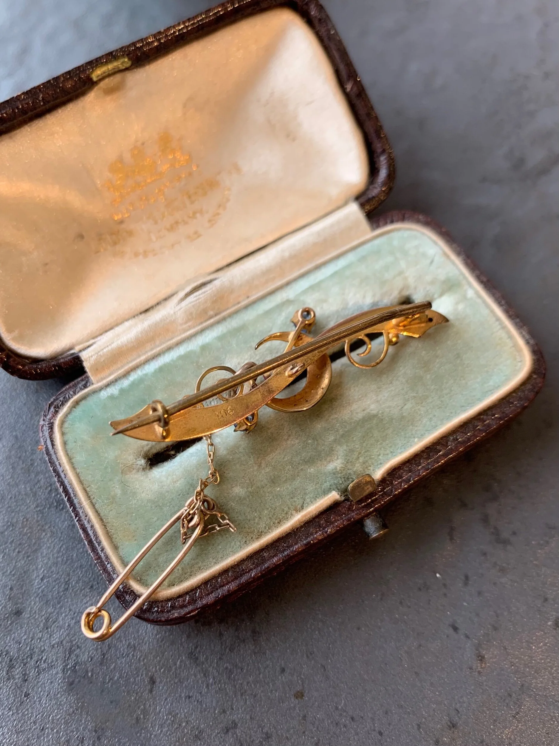 A669DF28-0B97-488D-9A4A-1908A05B7E37