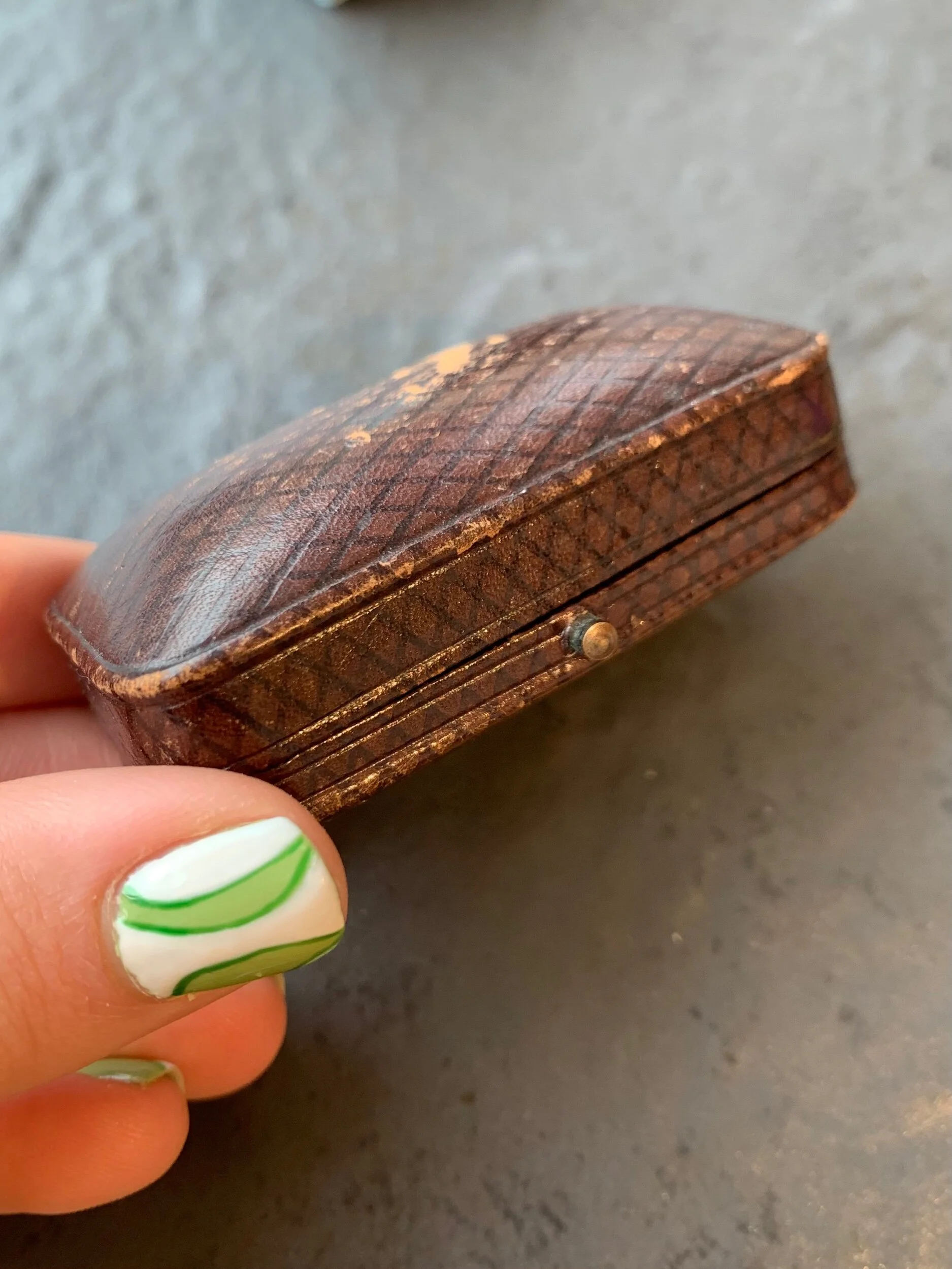 8A9044D9-DF57-417B-9B92-D3587247F722