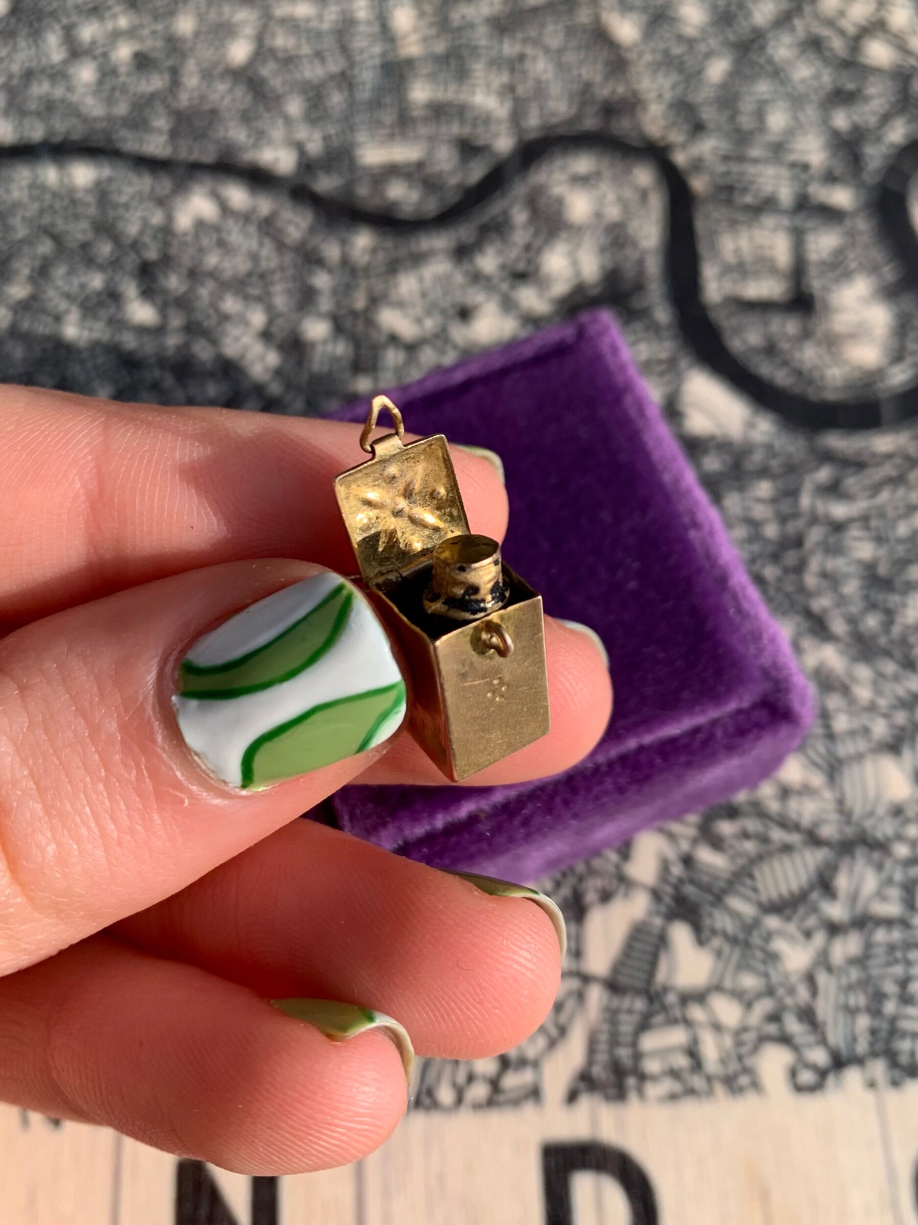 FB1CAD7E-8DAB-4FB9-A8B7-0C060AD311C5