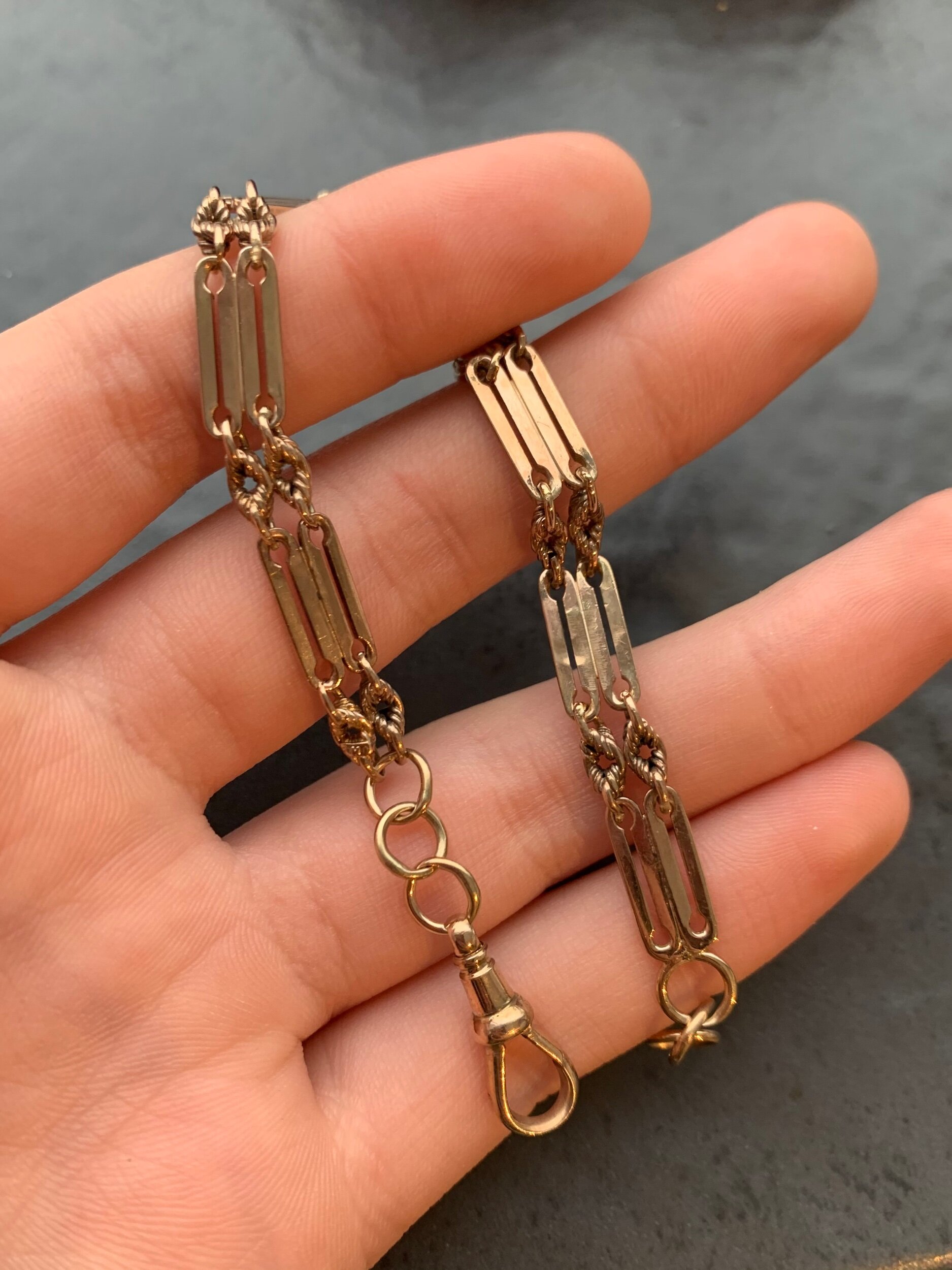 6C801FB3-68BC-4467-AC15-2287EB5C199F