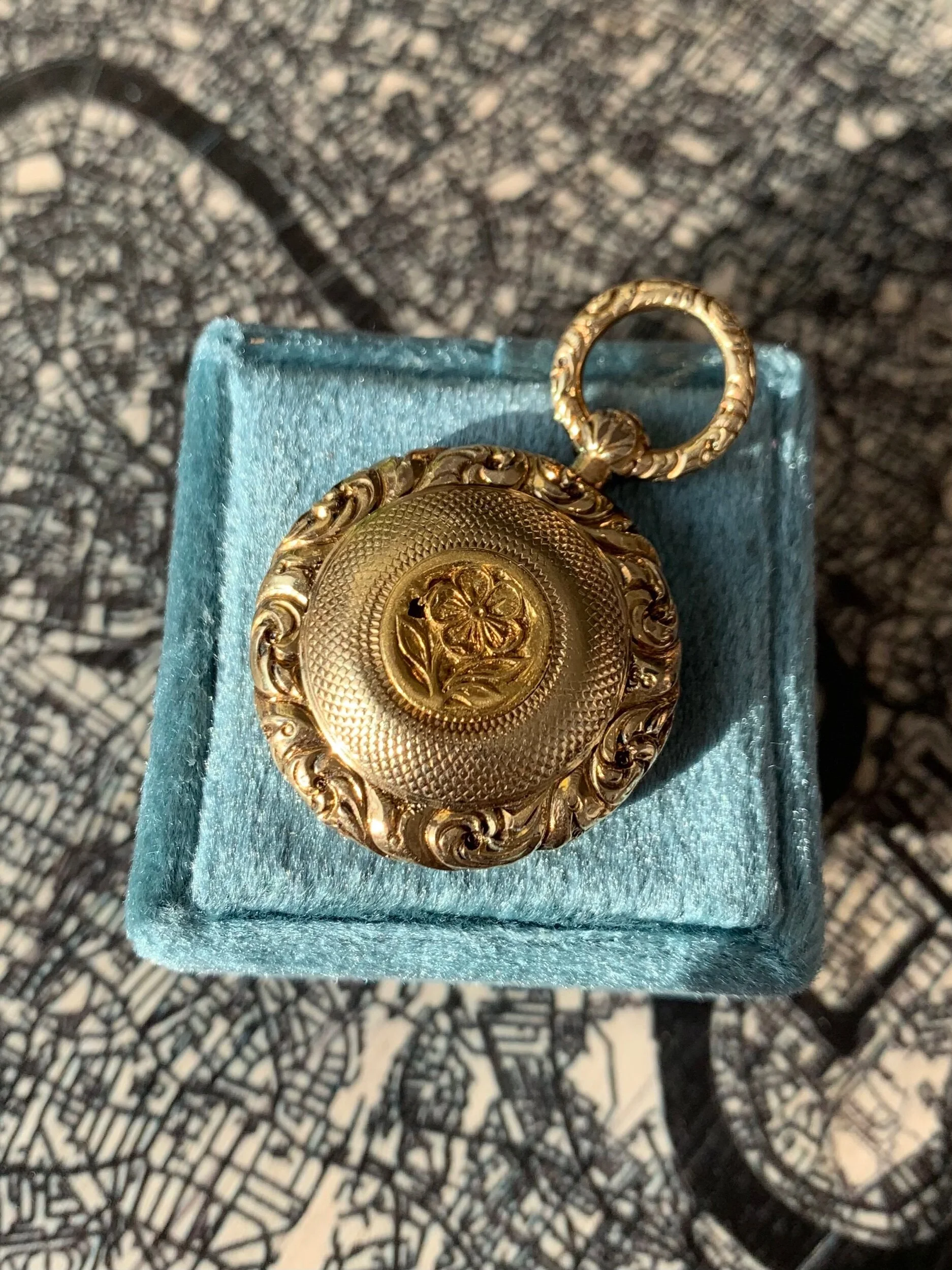 17043D6C-0400-41B5-B7EC-9E4C1D6C62F5