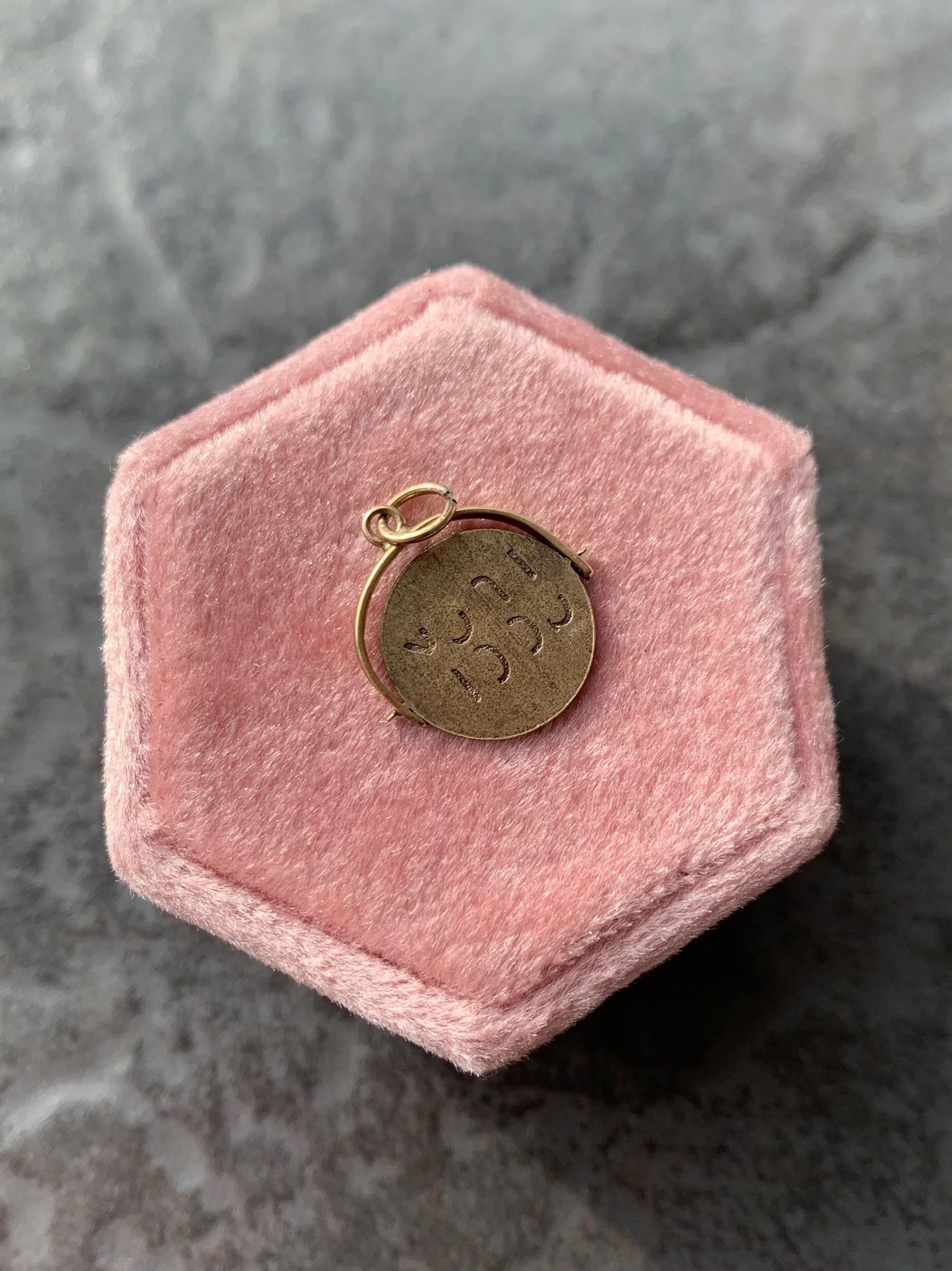 3BFBF752-4AAC-478C-B630-864A9B3005BF