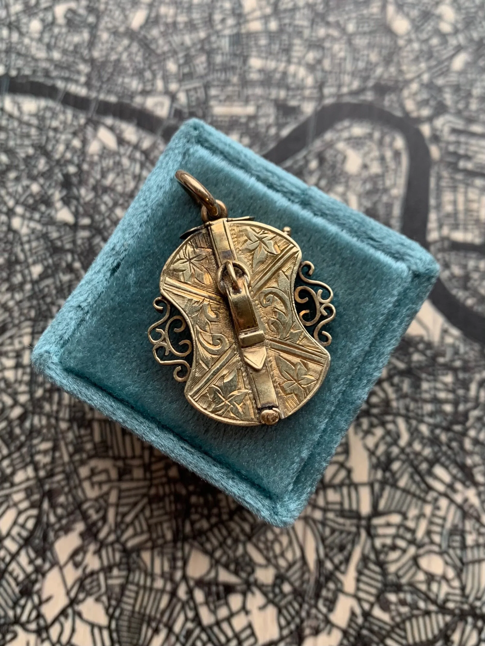 275328BE-1160-4CC9-BD28-9A02DC720991