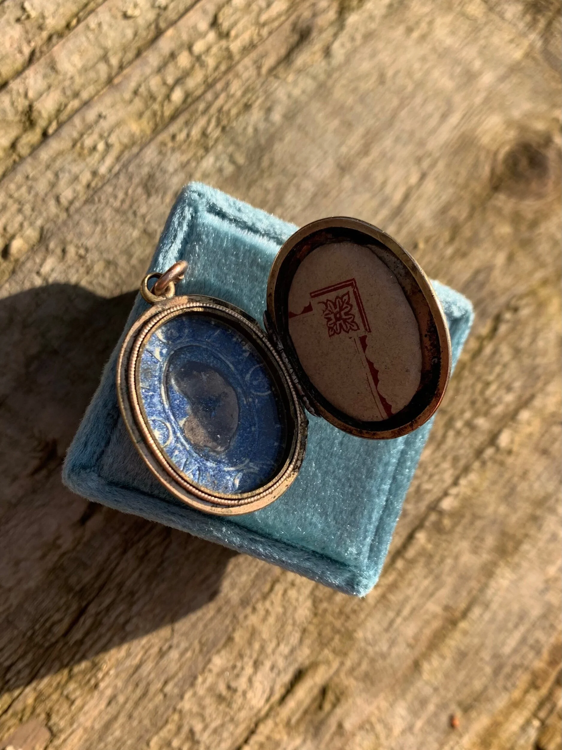 CE9D5295-2C9F-4837-AF60-A9CBEFB55AF5