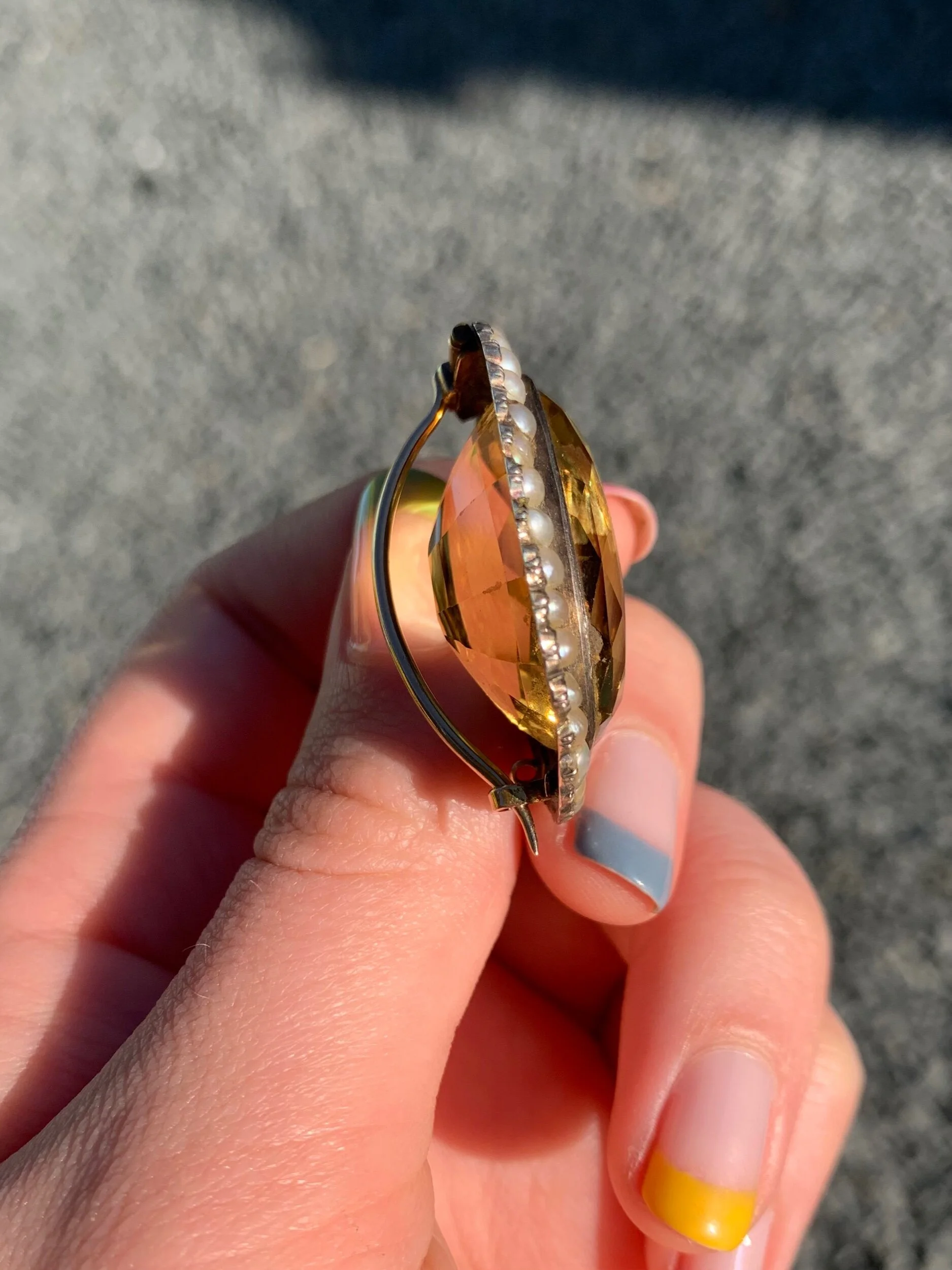 EBEB8E0C-1150-4586-951B-273BB95DAE6C