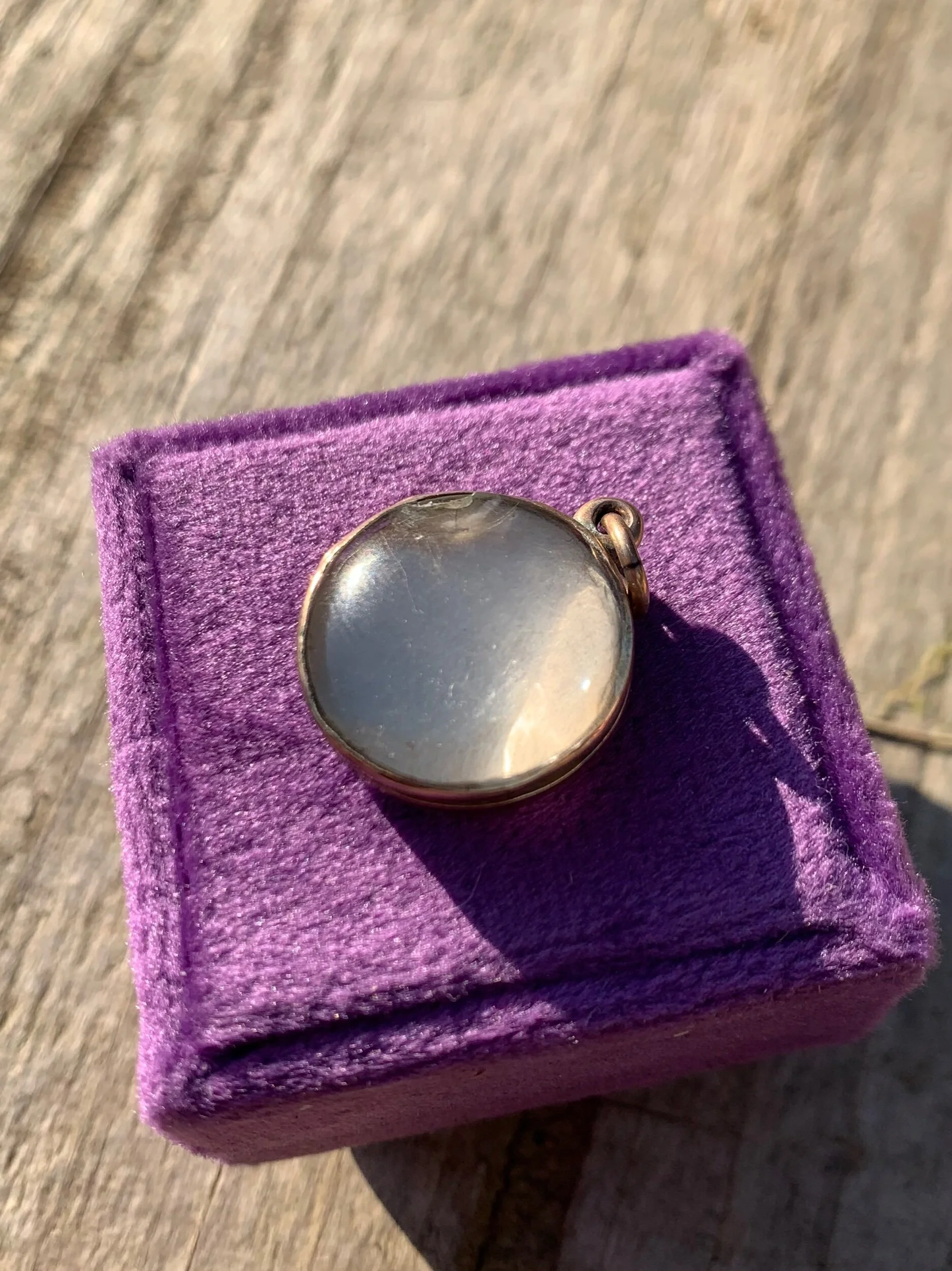 0F59A505-F7B6-4D89-B39F-654AEE1B0AE4