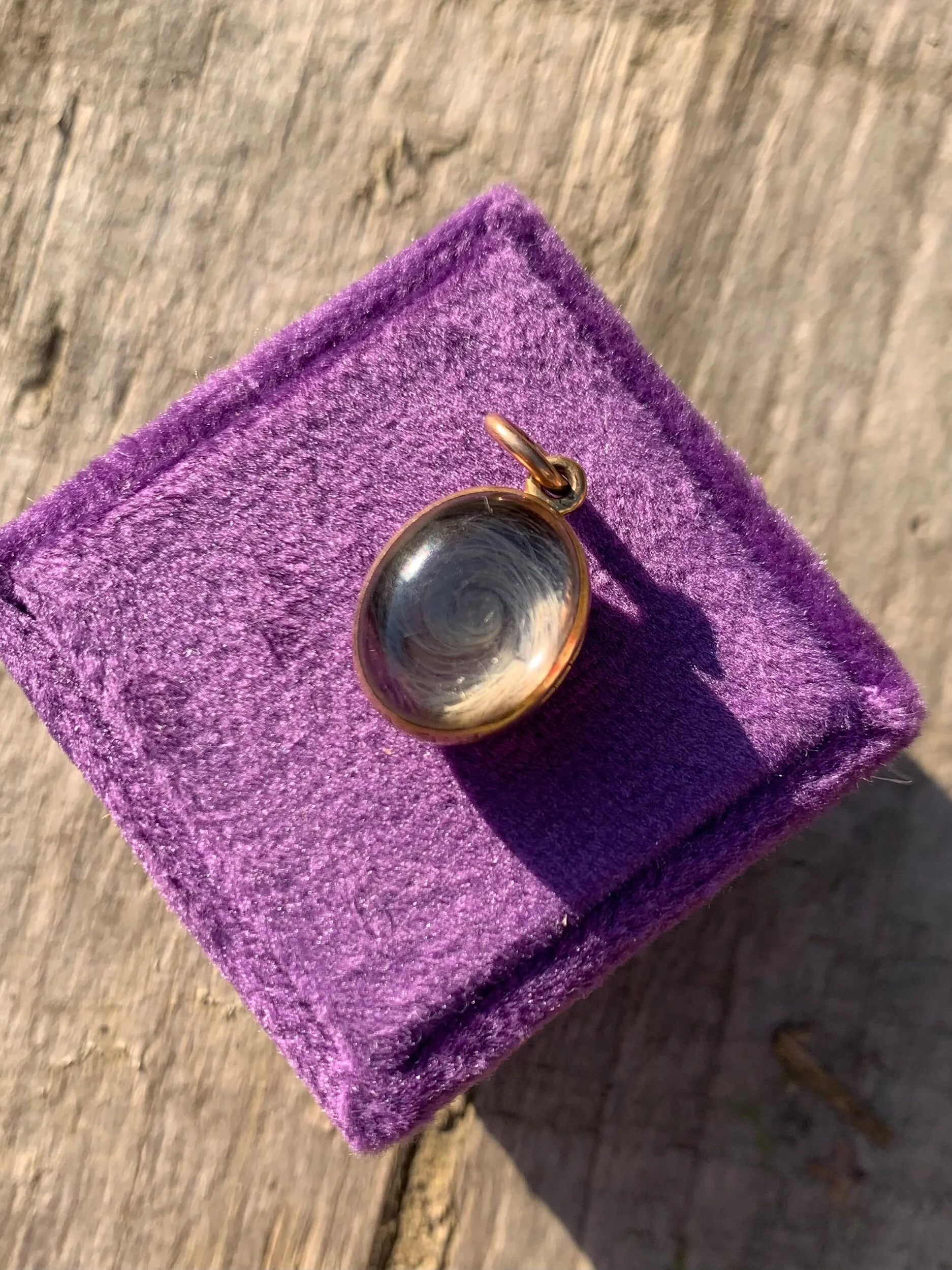 EF28885A-2C22-47A9-9AC6-CBD3E0B2B56D