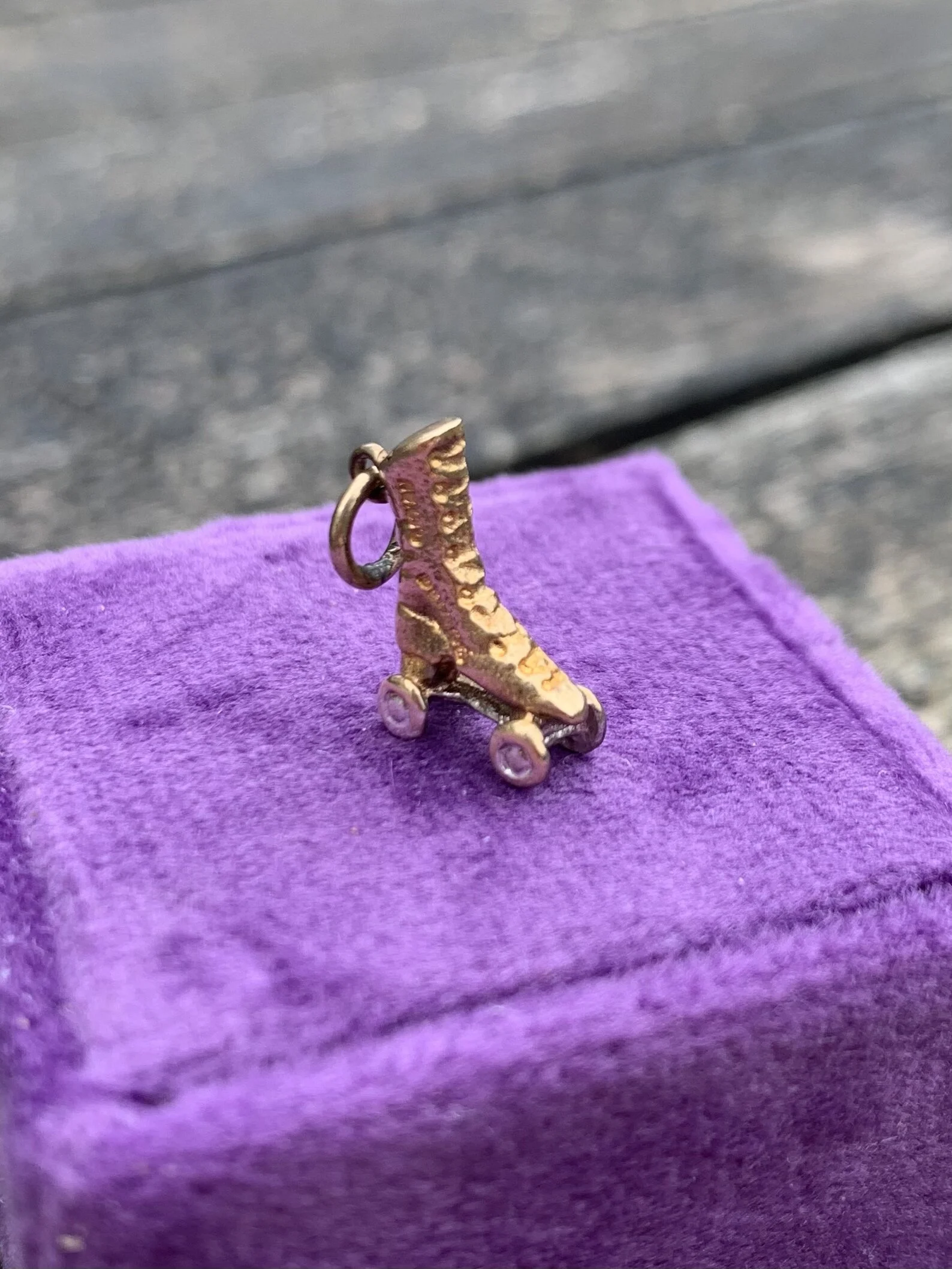 1BB49F24-3EFB-42A5-A965-0C83B7D50604