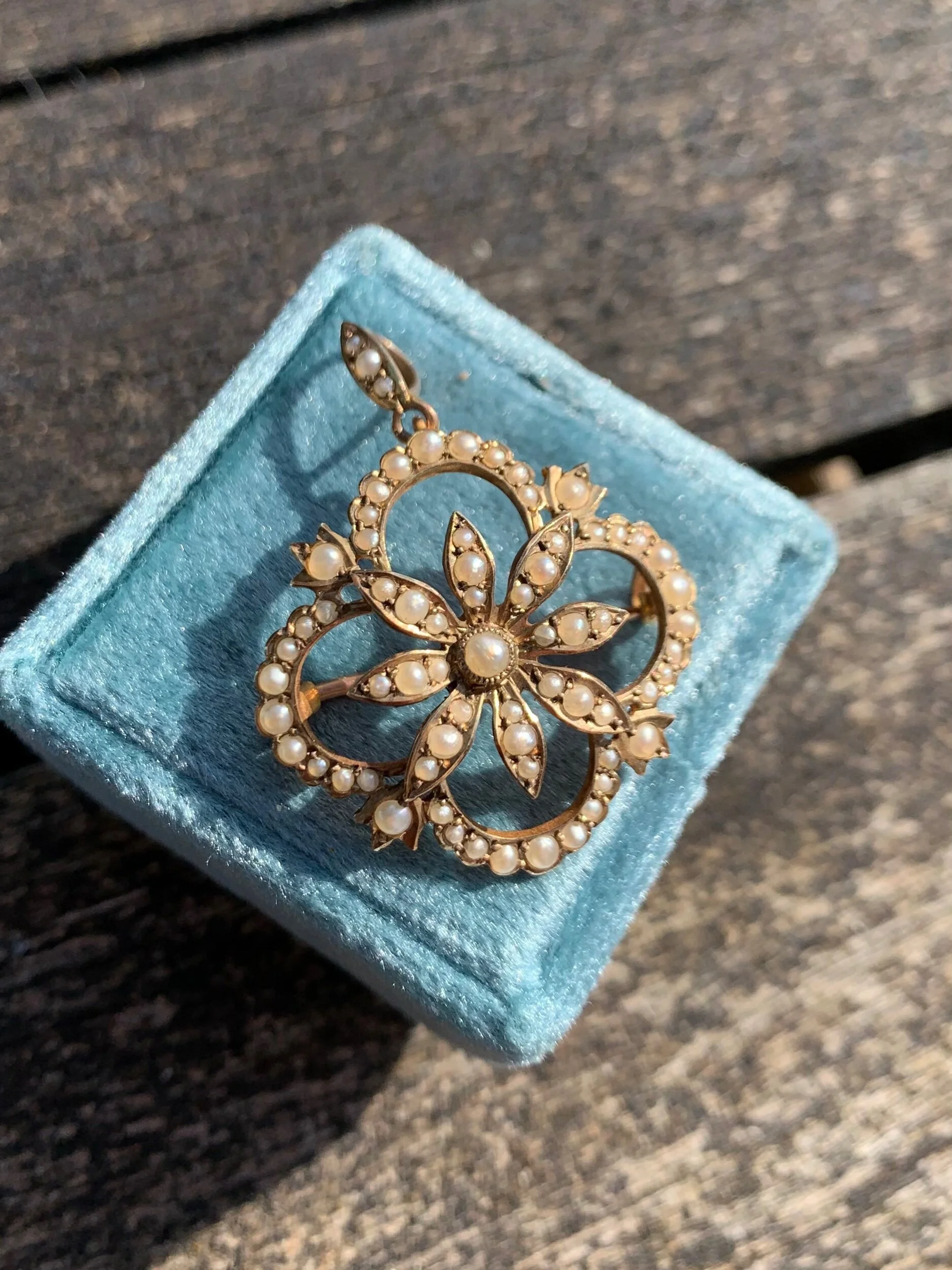 2F2183FD-6F82-4084-9827-F01AB4777C55