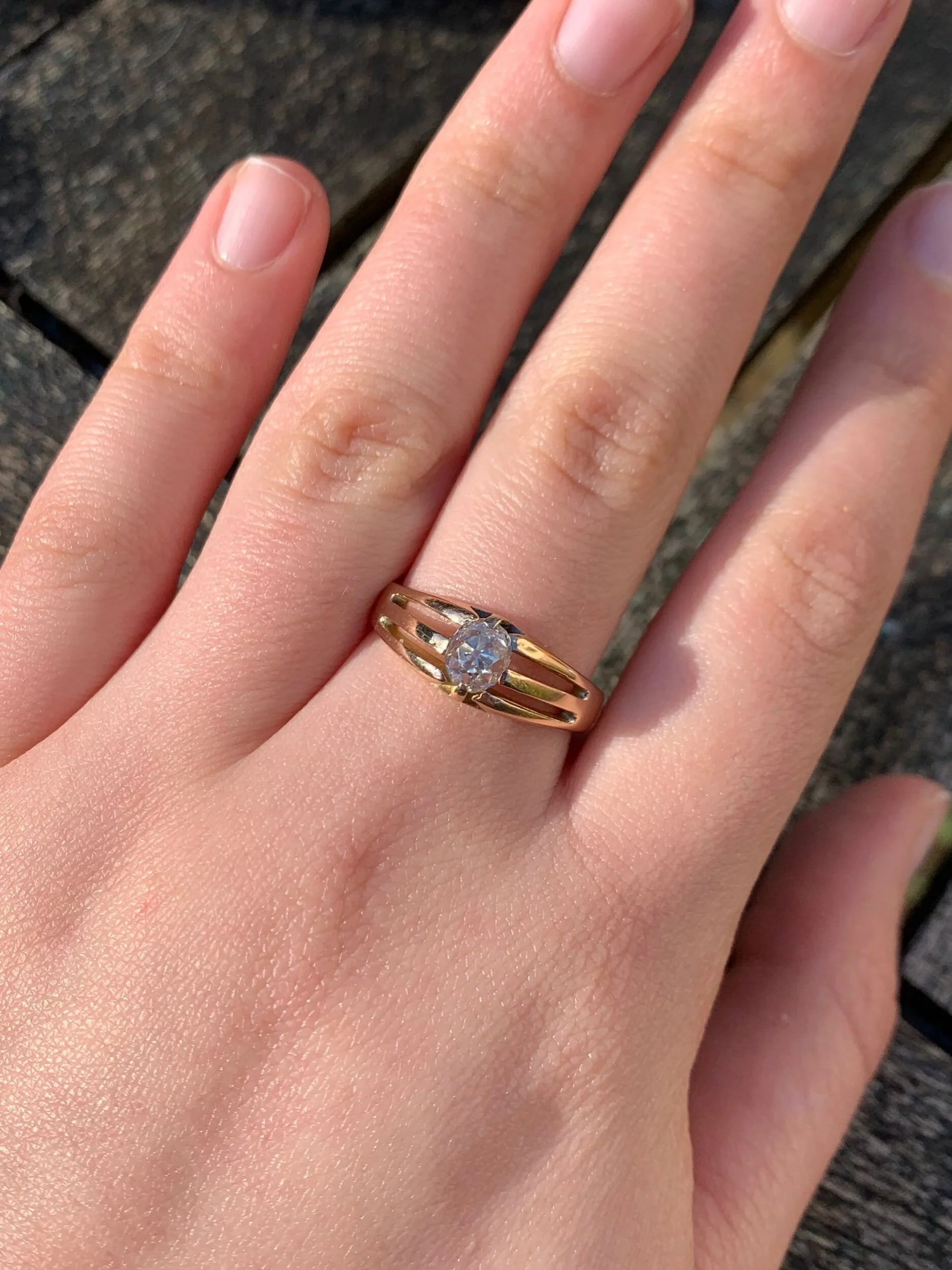 6075084A-DA68-416A-BD41-02D60D9E4B7D