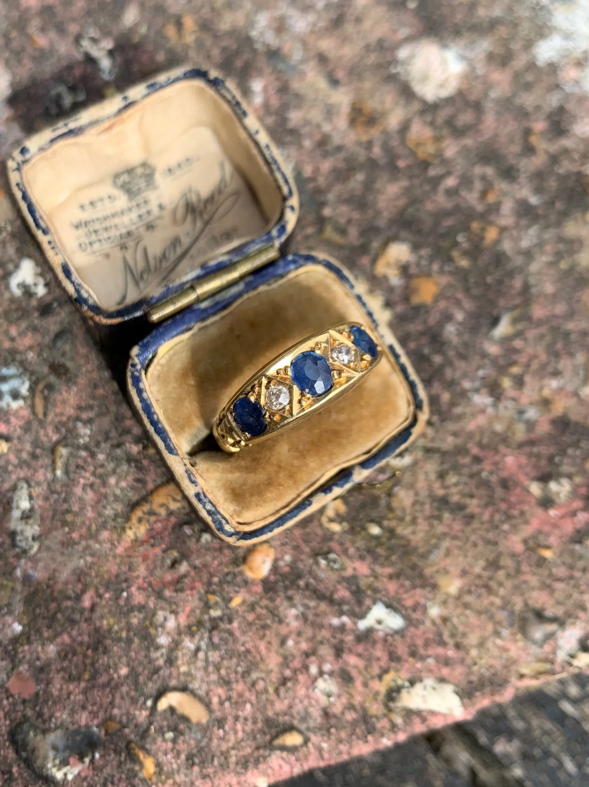 AE90C0E6-2D33-45C7-B8DE-9E34E66163A9