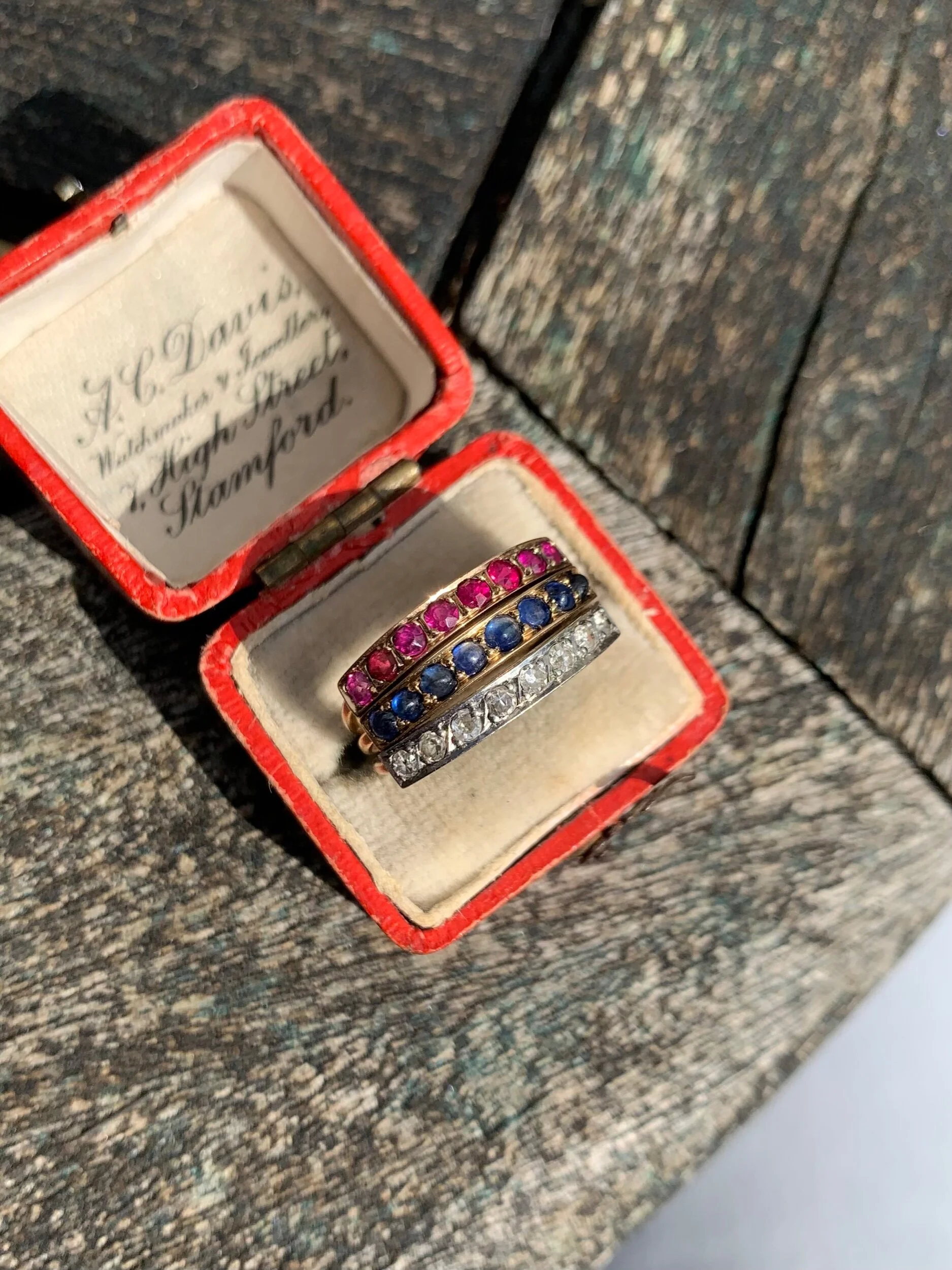 87AD1935-D9E2-4A03-AE00-CFD79BFCBD57