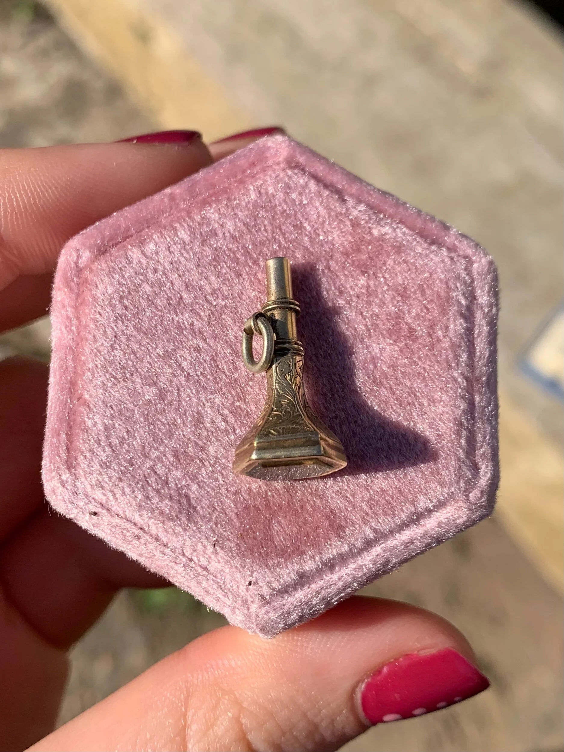 3C3E40EA-89A4-439A-9436-D6DFA2805076