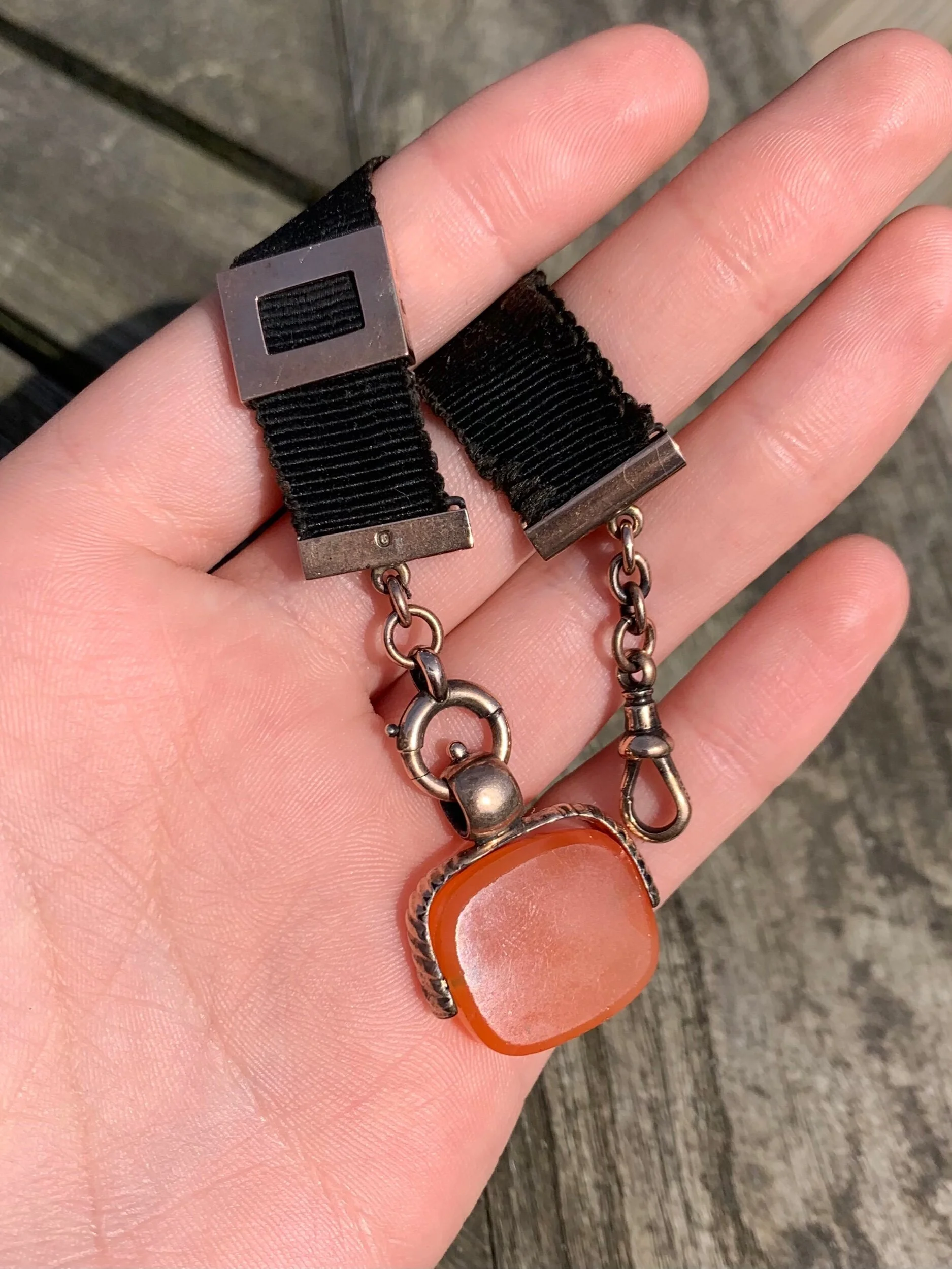 CB3FFF1B-0575-4D12-BA25-BD4DBADF88C5