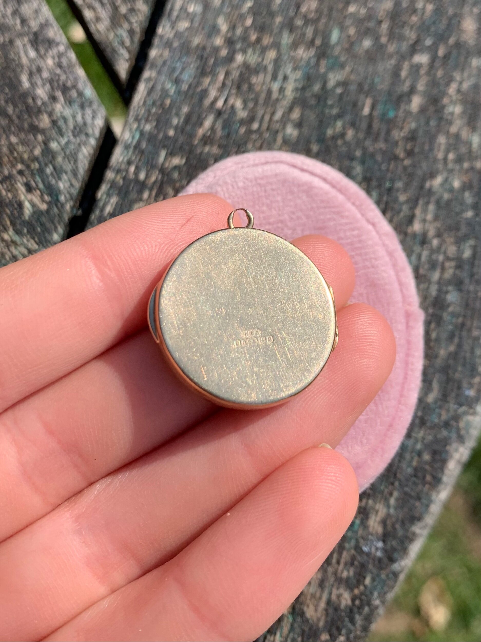 CF3D4042-5C10-4214-BB2A-708A98C90C14