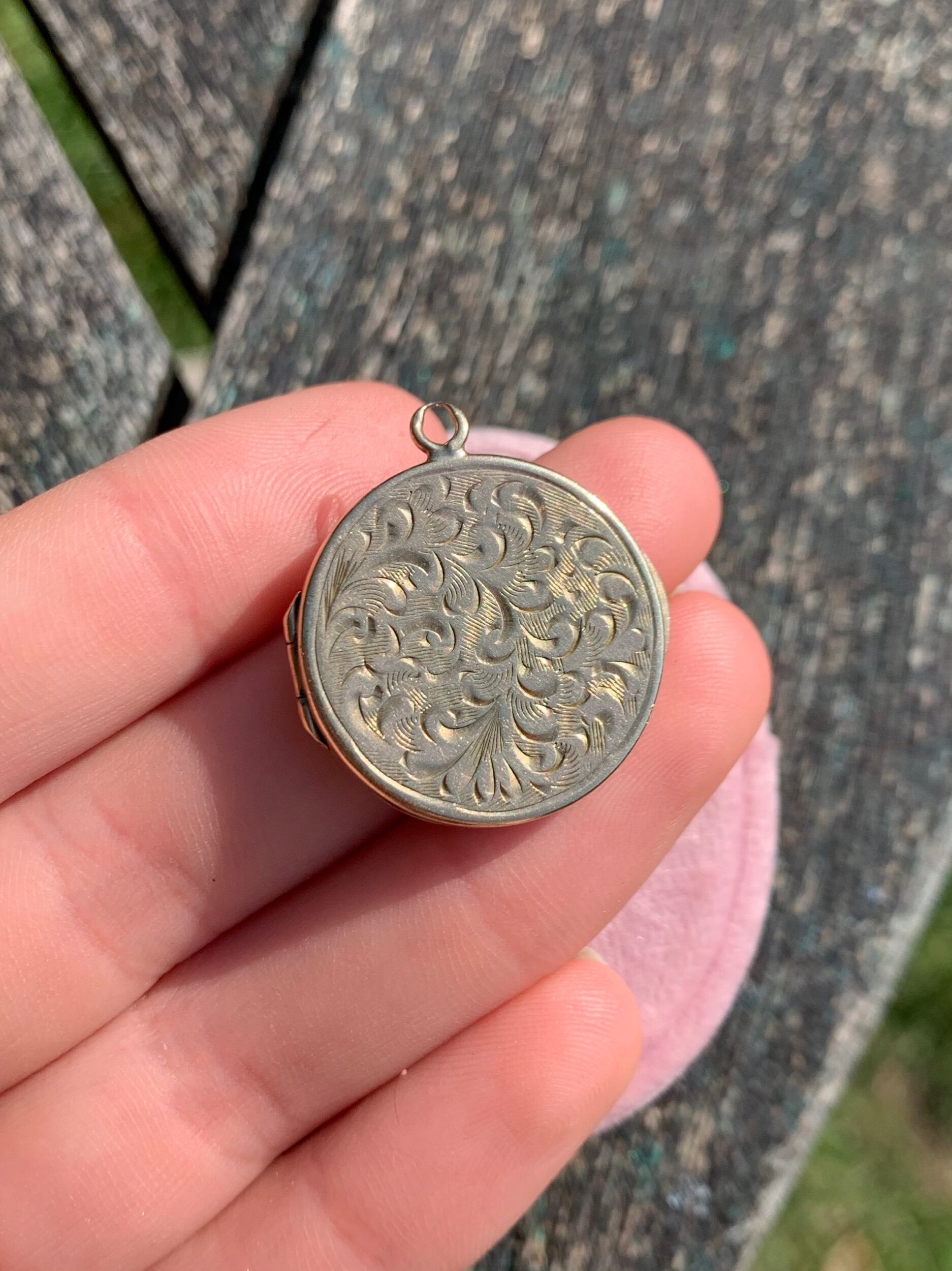 C9F06199-6A33-4D67-8194-1760C44C40F1