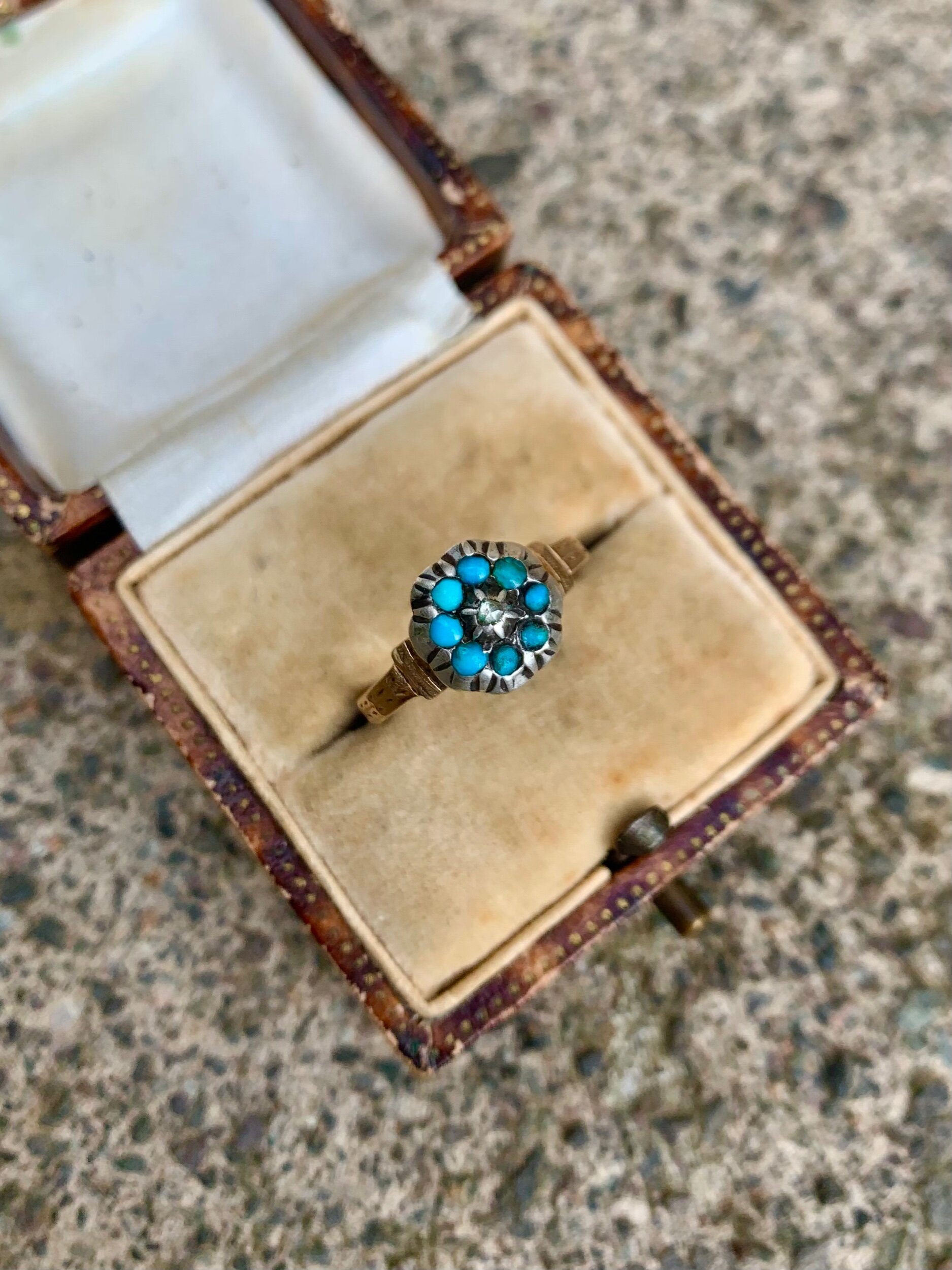 75F45D5B-FA61-4666-914B-321DE251CA8B