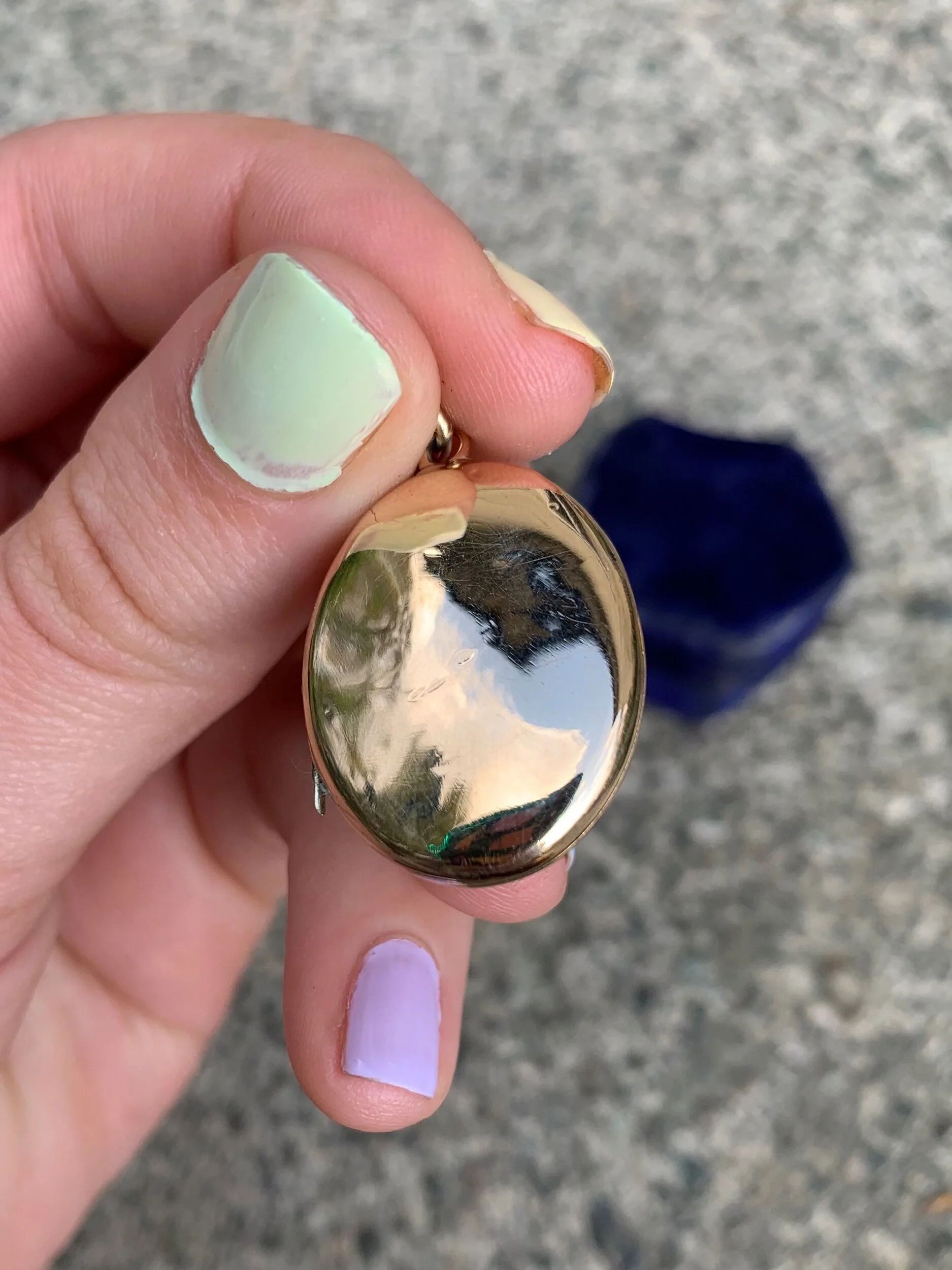 4553DF70-475A-4844-AE9F-CBBCAB5D7AED