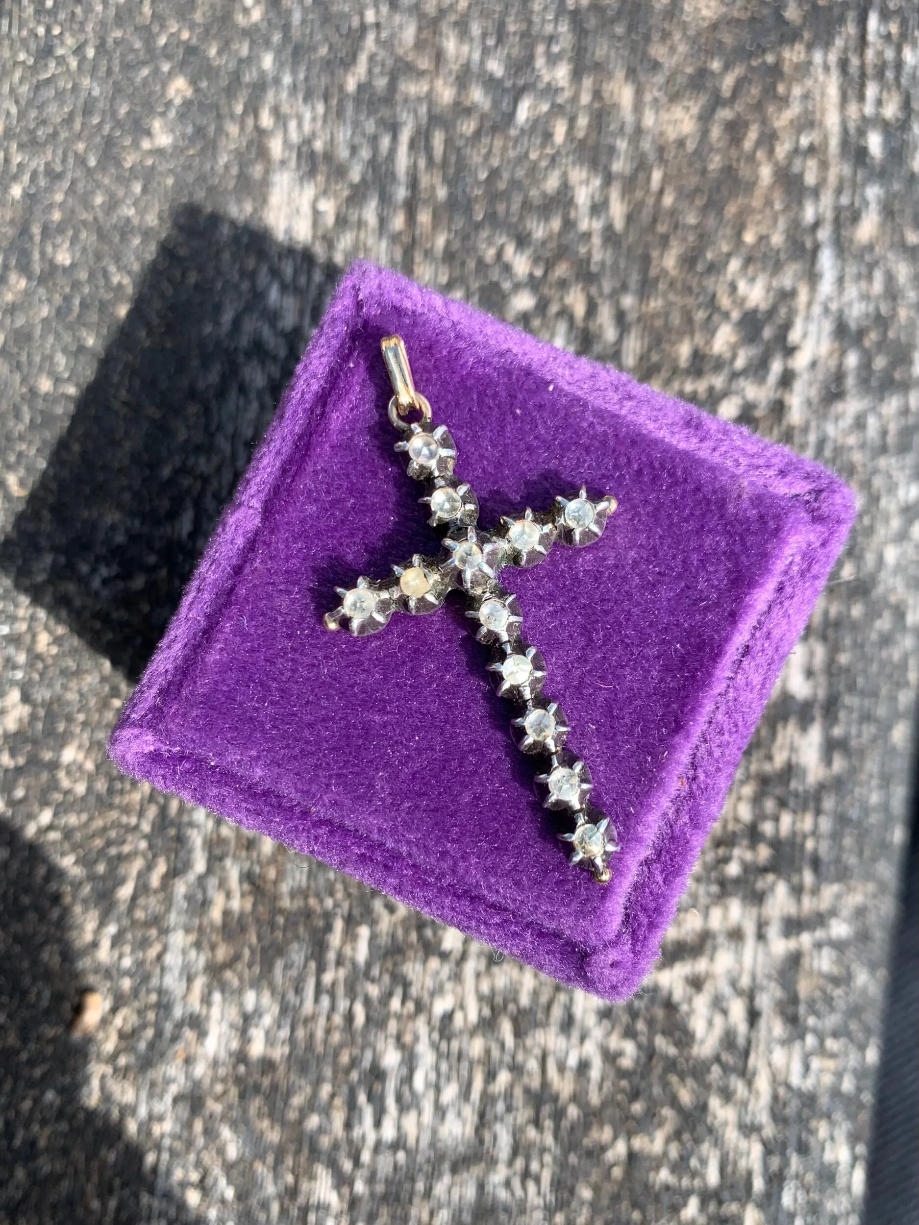 5D934221-67DD-41DD-BB6A-4D1FD36E9D5A