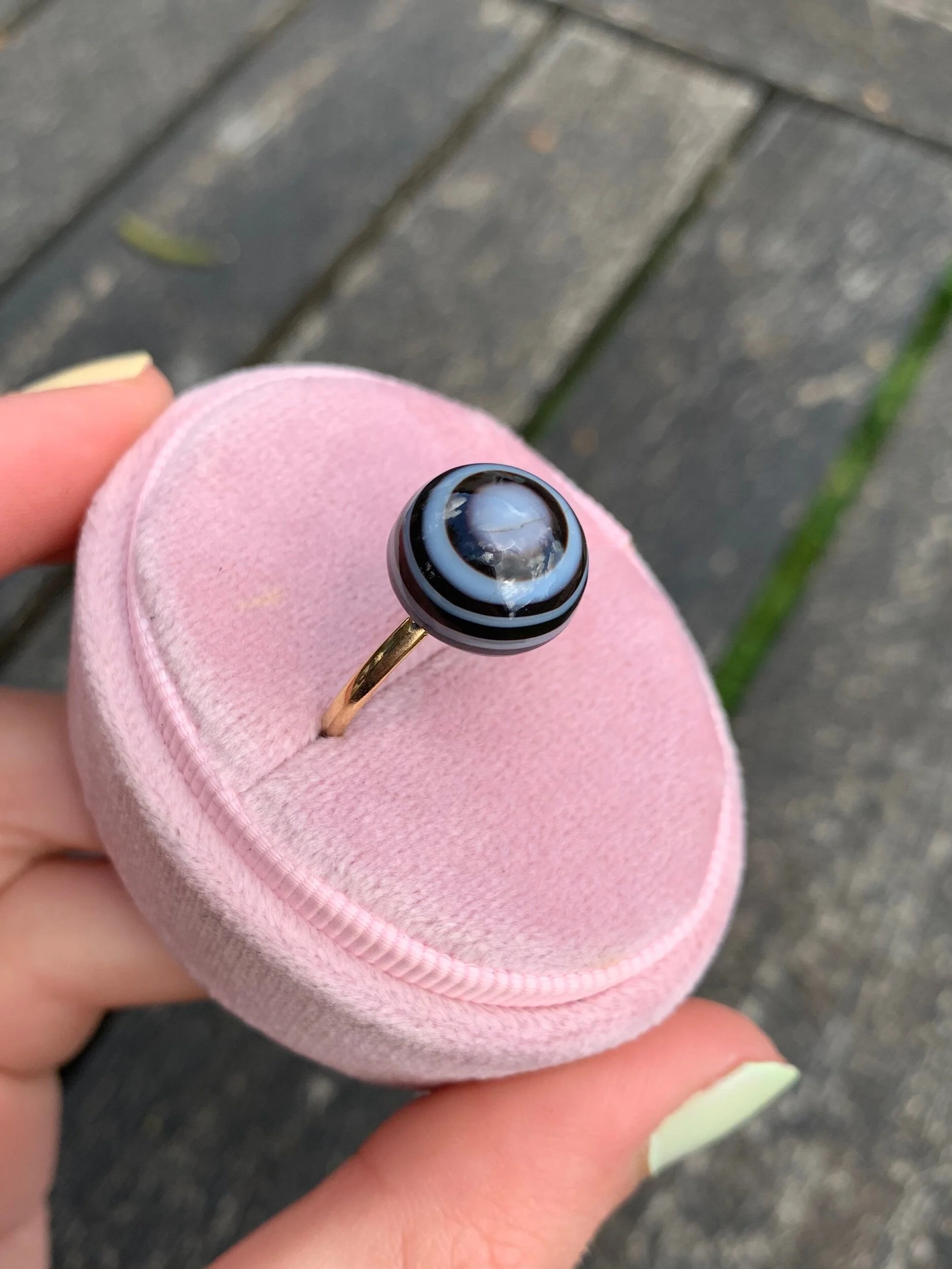 E2D1BC53-5736-4457-911A-E864B4301B3B