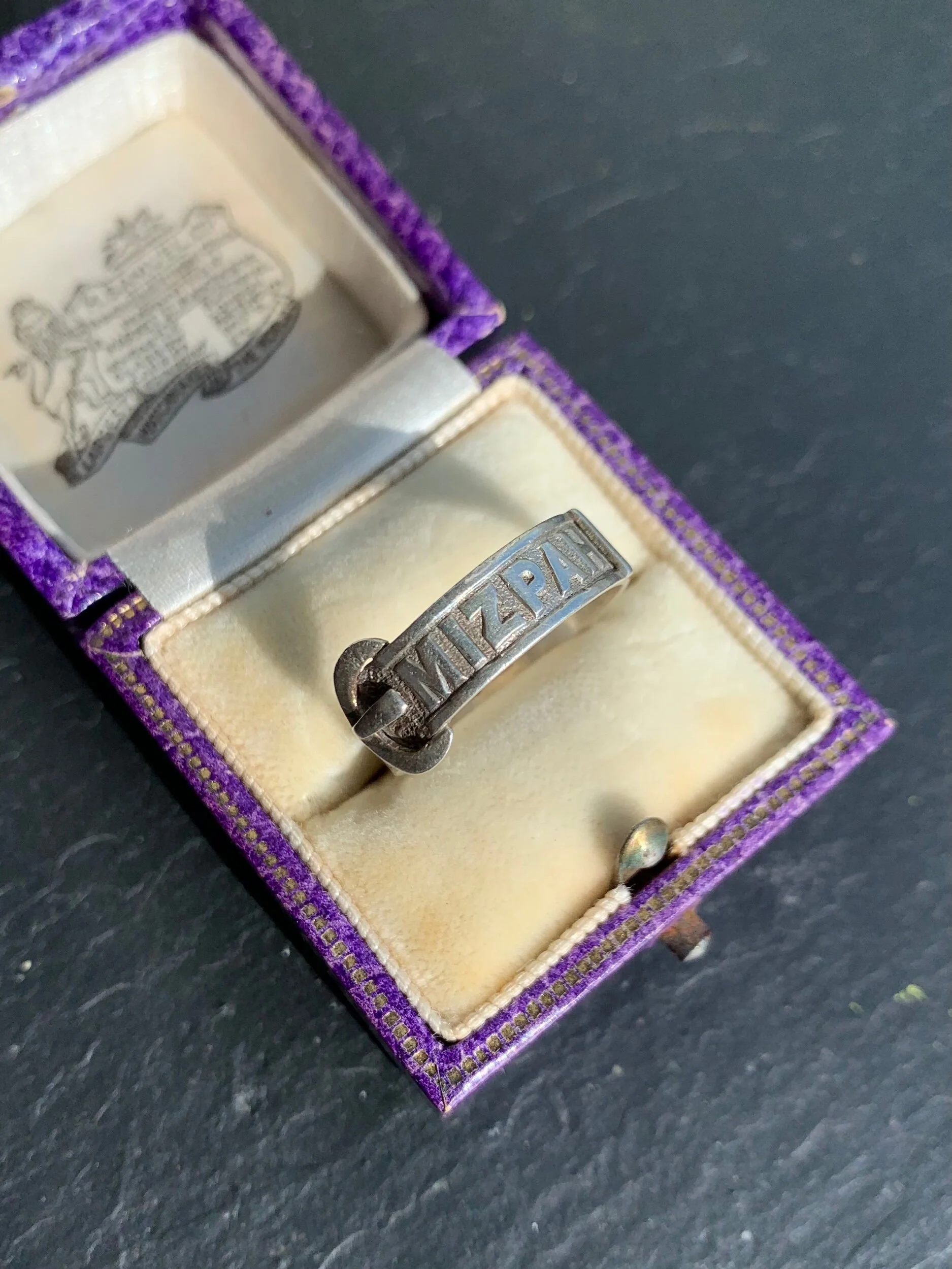 A256C6E7-B0C9-4338-B56E-B71FD5CFAE54