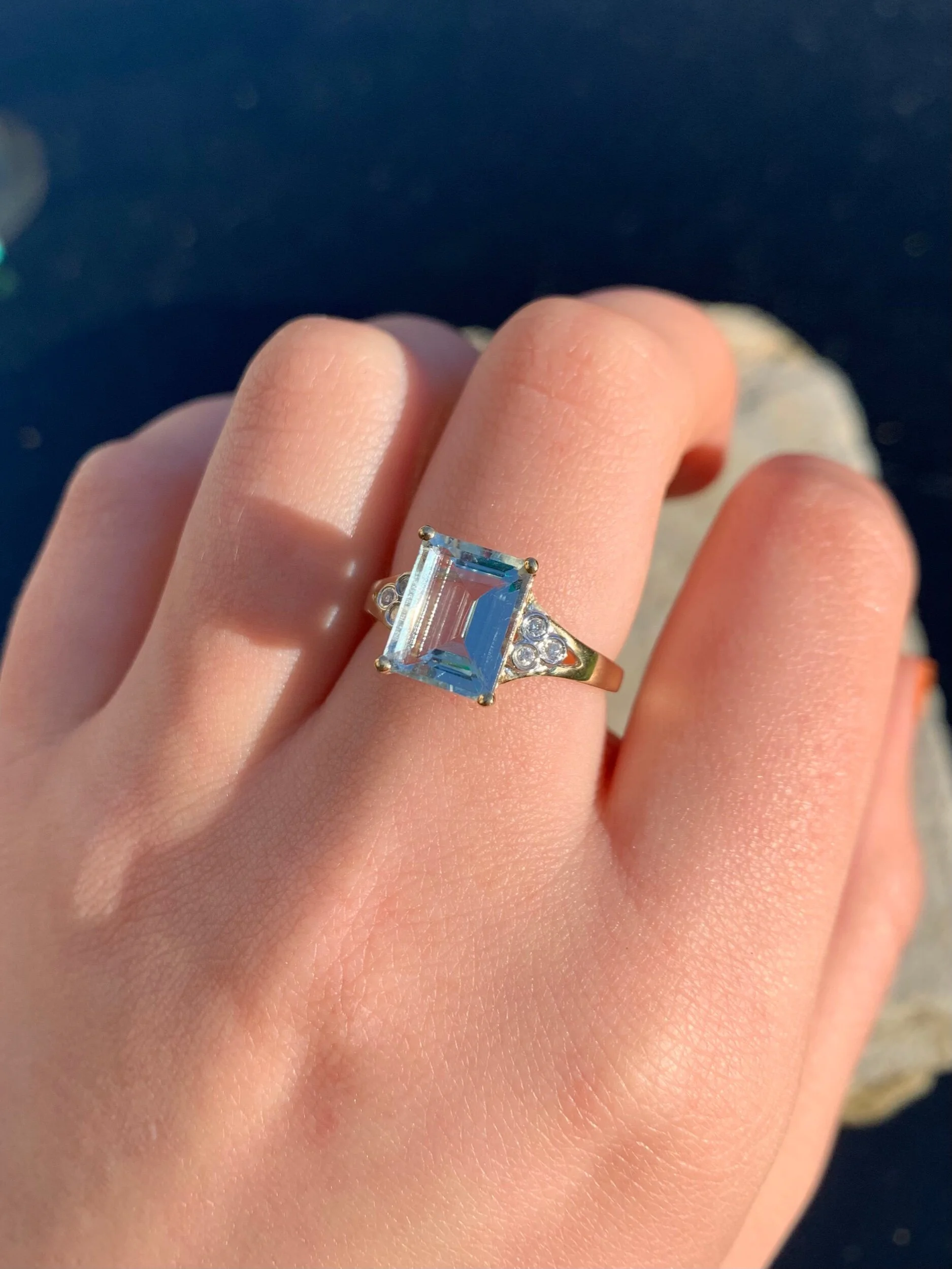 F353DAB3-3602-4B53-887B-58C34C8E3D40