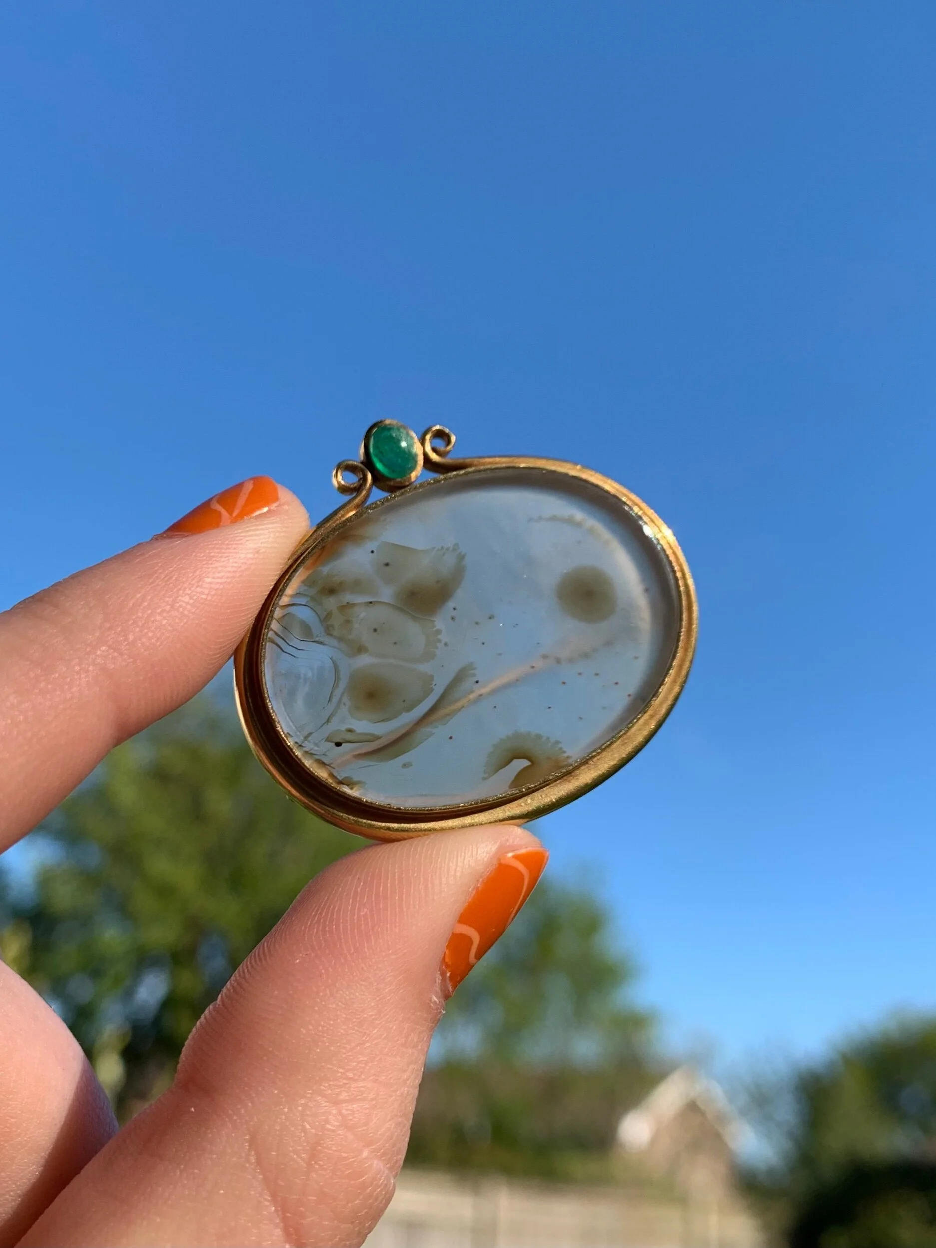 54E3F8DD-E411-4446-A734-82AC9F9FB29E