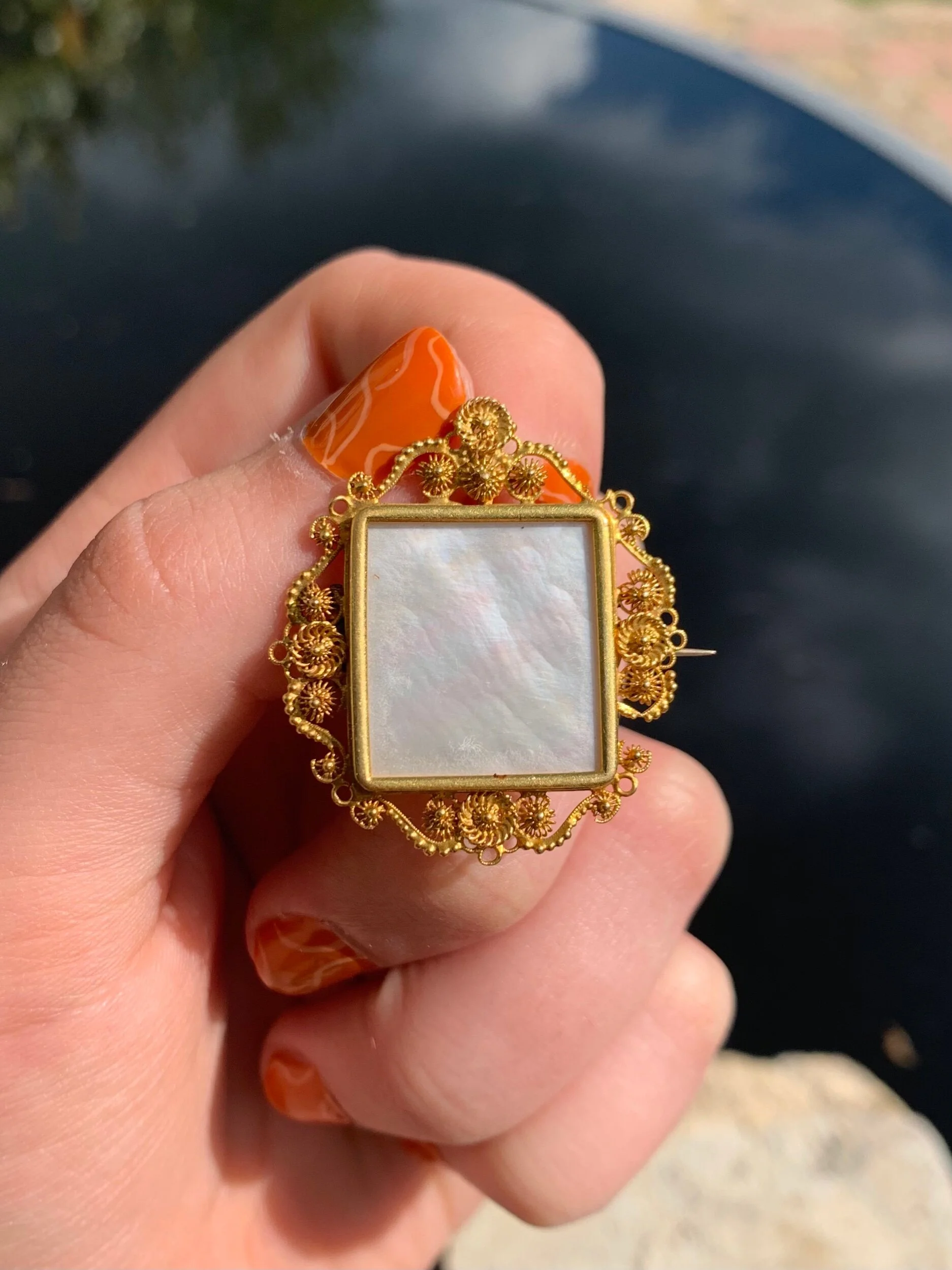 FB82EE7D-D683-4FE1-B000-316A67CAFFE1