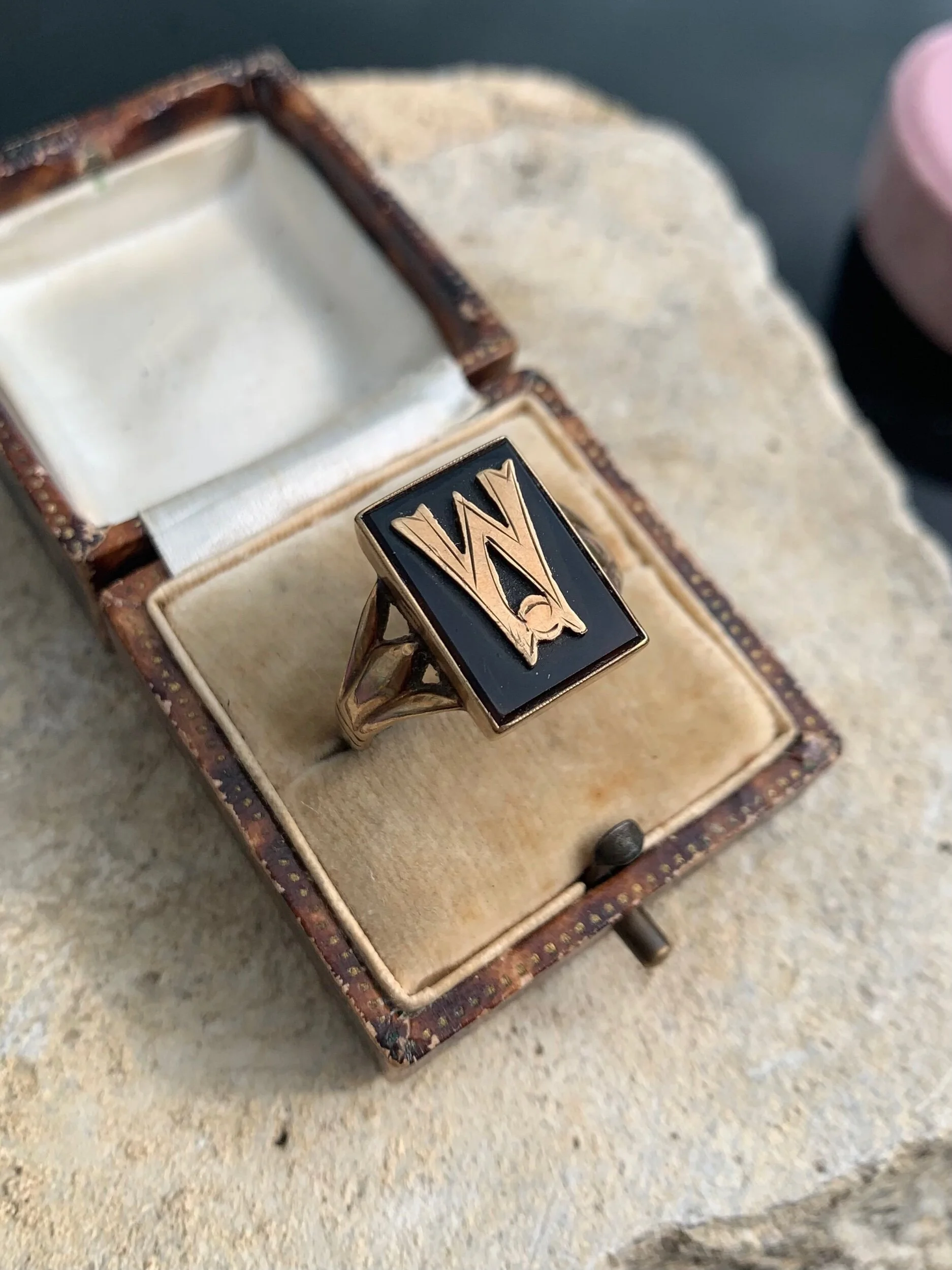 C4926F51-D5AA-426A-B8FE-E50204AF275B