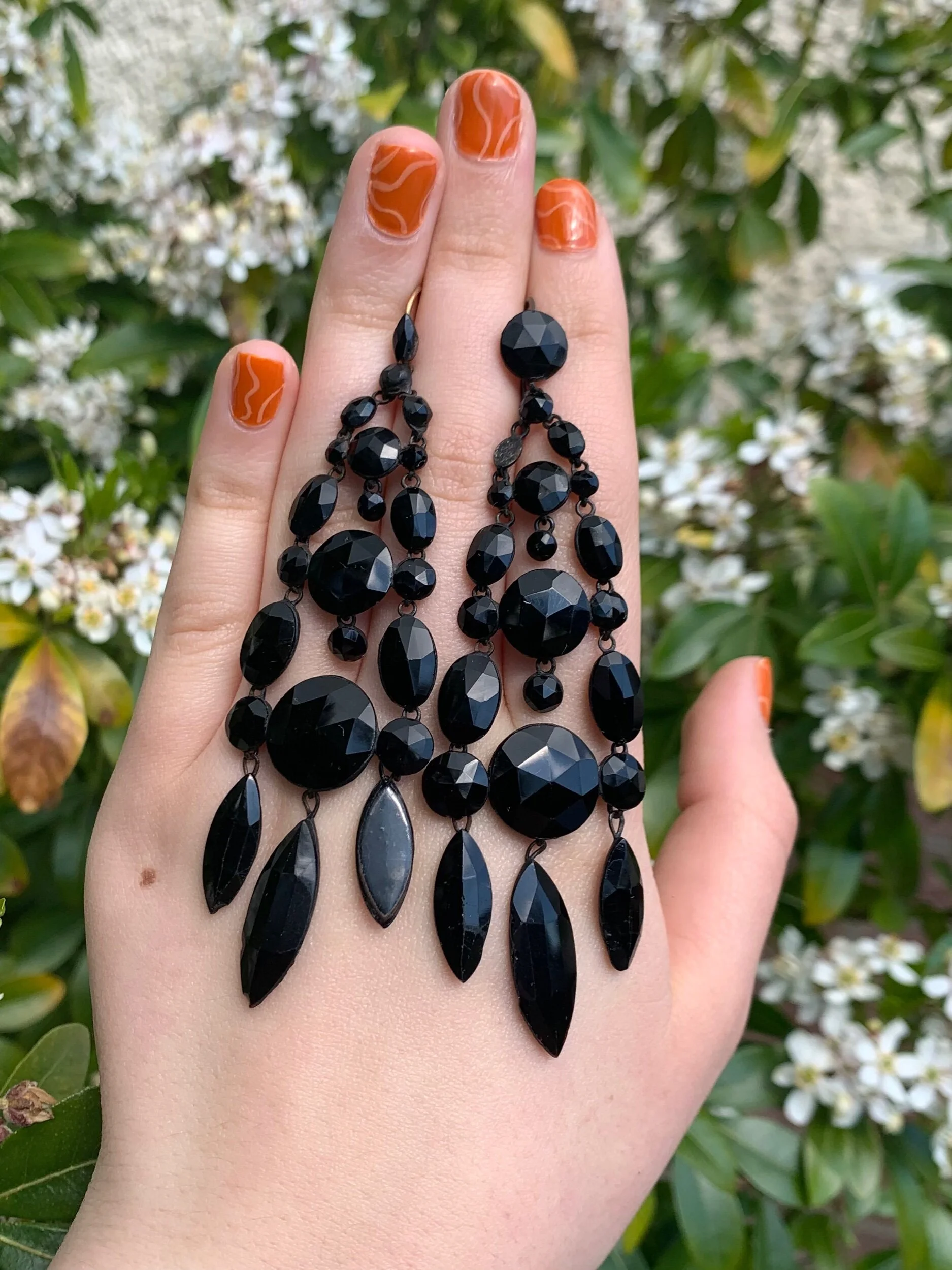 6479270F-8886-4A7B-8E38-69F100C399DF