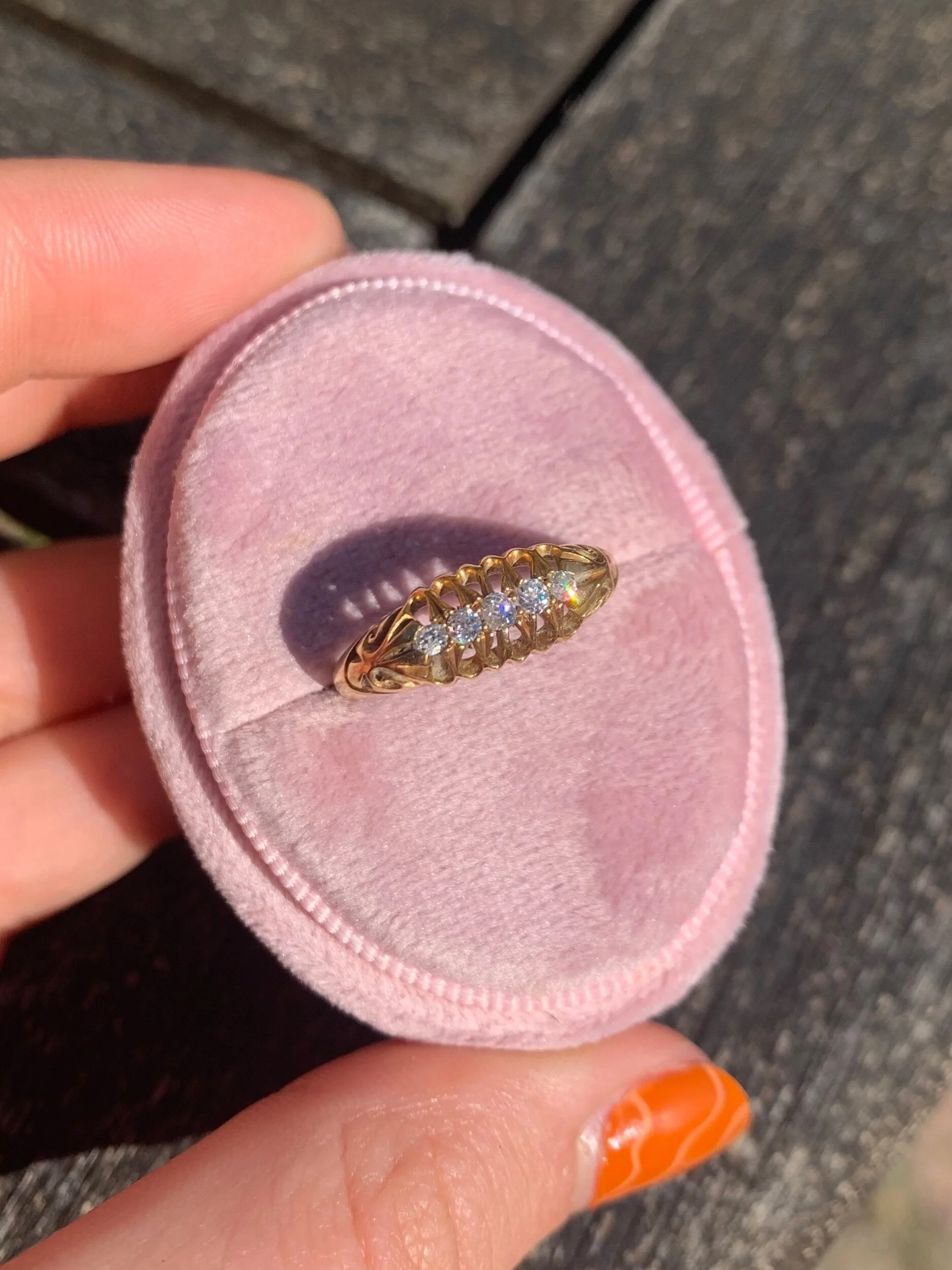 E3460363-0453-4048-9FAF-8A310F1F9C09