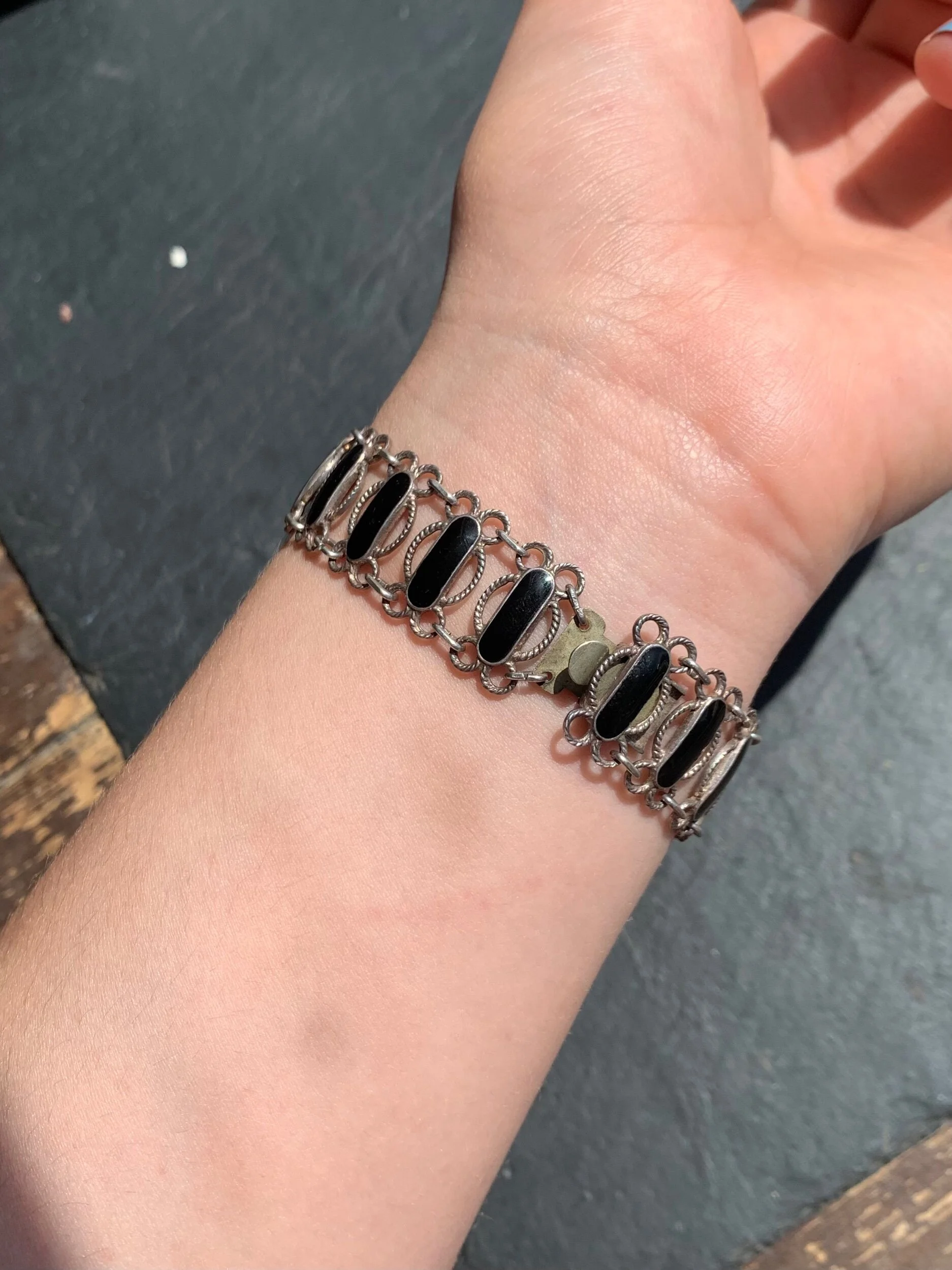 2107AB01-C83E-41D9-A279-F648E25DCEF7