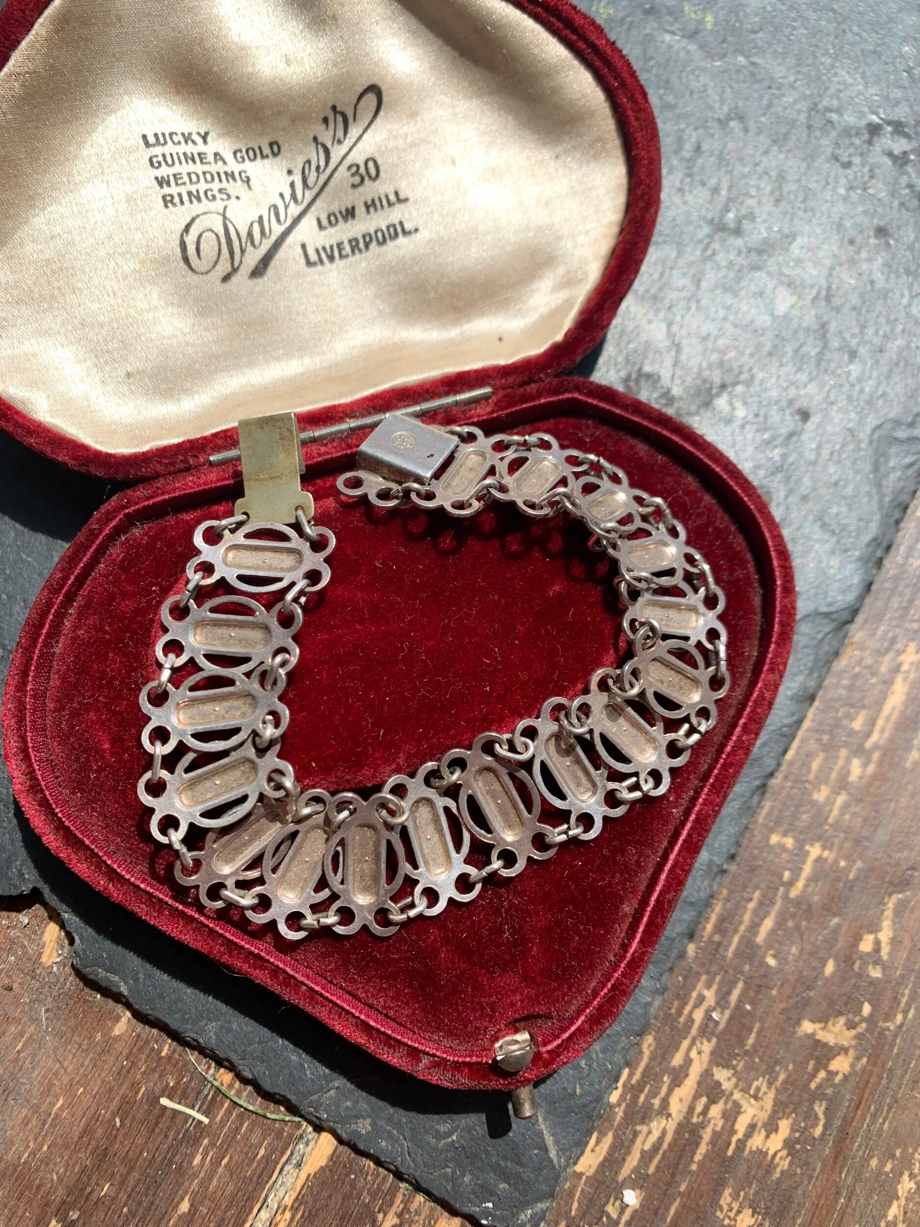 0C20601E-352B-4C27-A739-94505056C08E