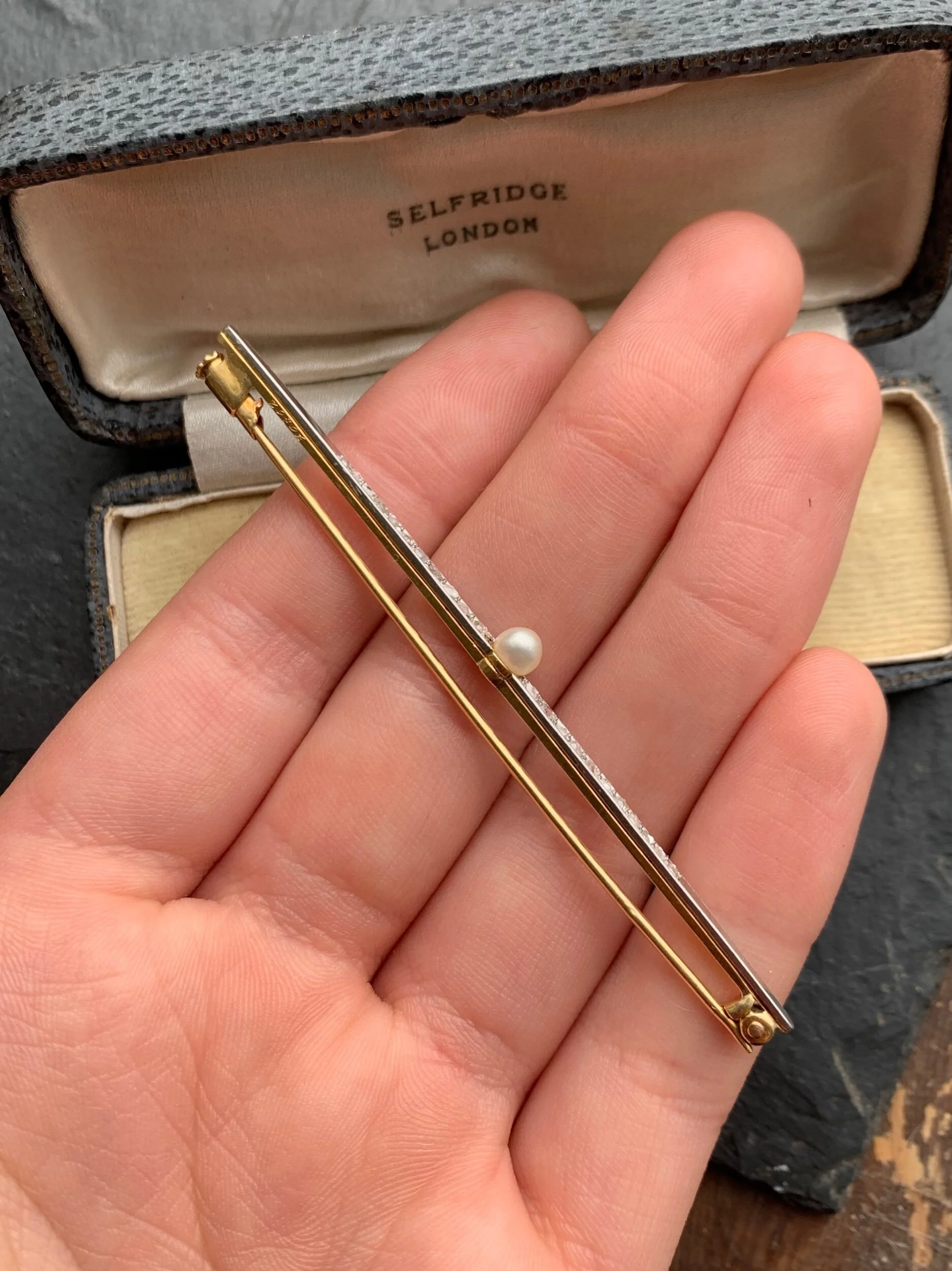 841AF206-AC89-4C6F-89D7-309879B0BE5F