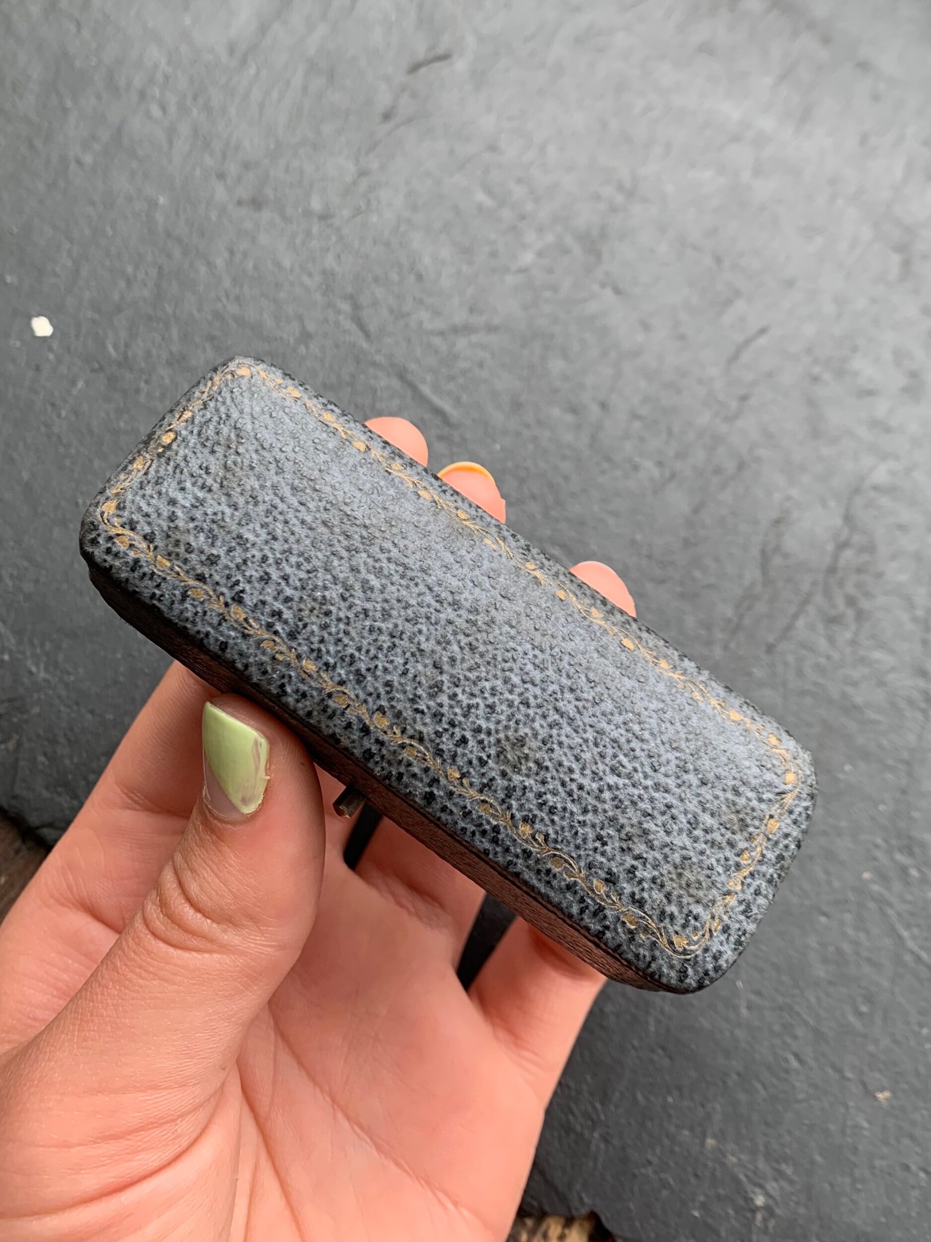 3BE2F862-2FCC-4EF5-9748-F2FA4F5F47B3