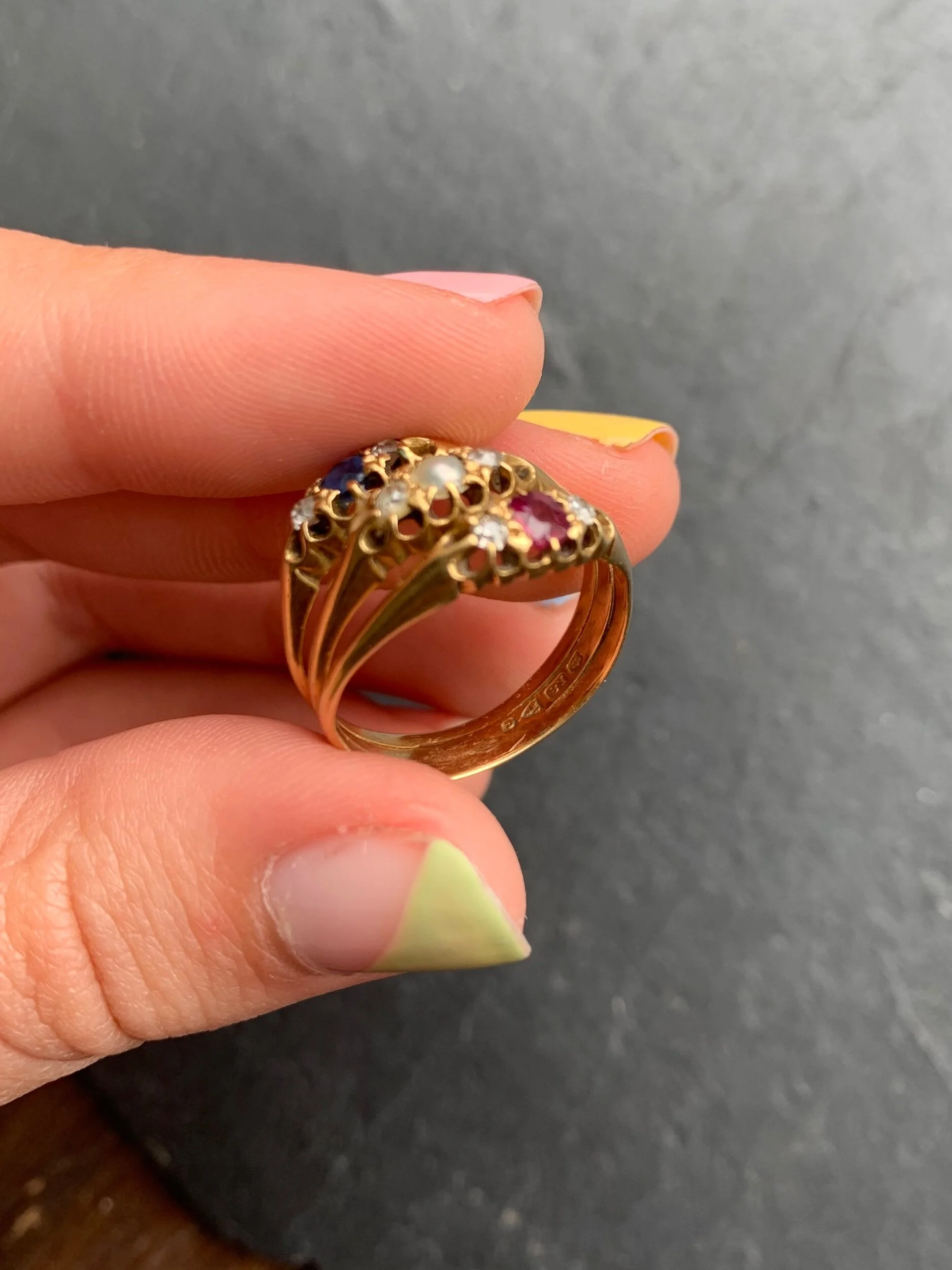 A7D4322D-7D0D-4F64-A902-57D35FC2C474