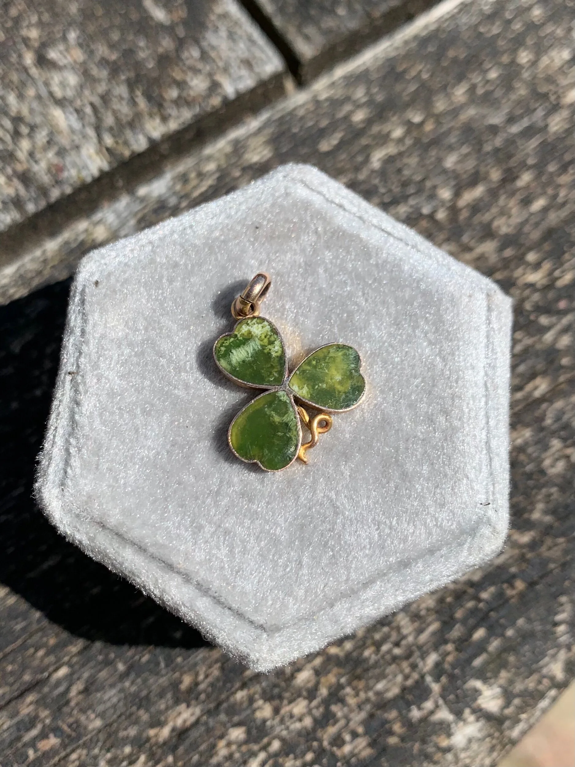 976AE828-8FAD-4F6B-A457-C80E4748AE13