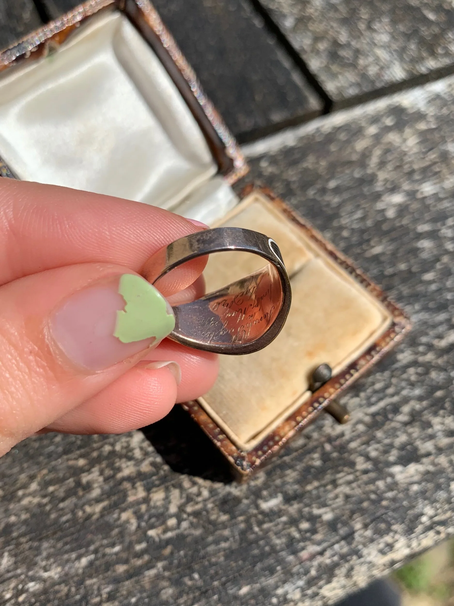 20BB64B6-83ED-4337-B5C8-CFB8E4DBB2E5