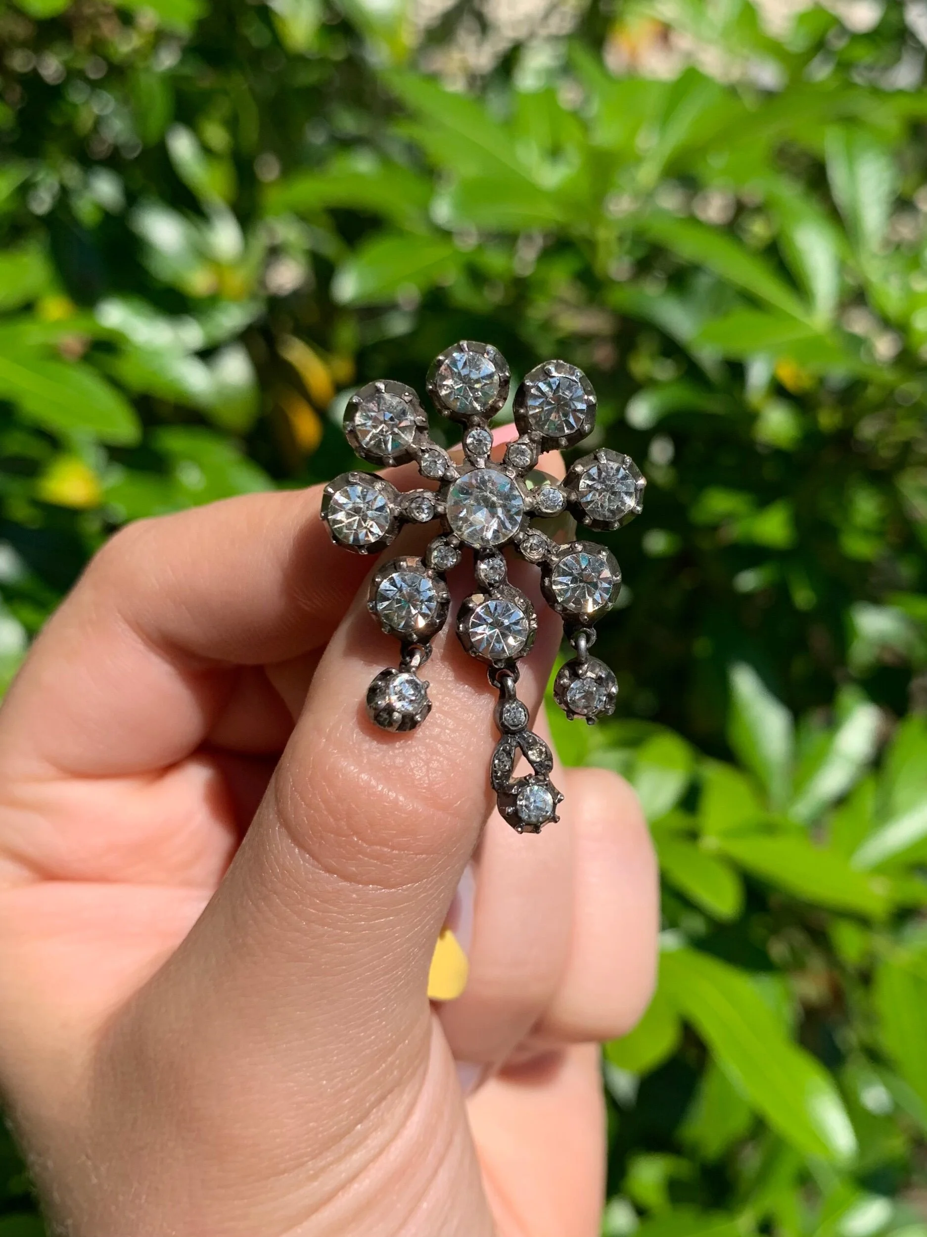 BD2CFD1D-5DA3-482A-B114-A8DD8D46F7F3